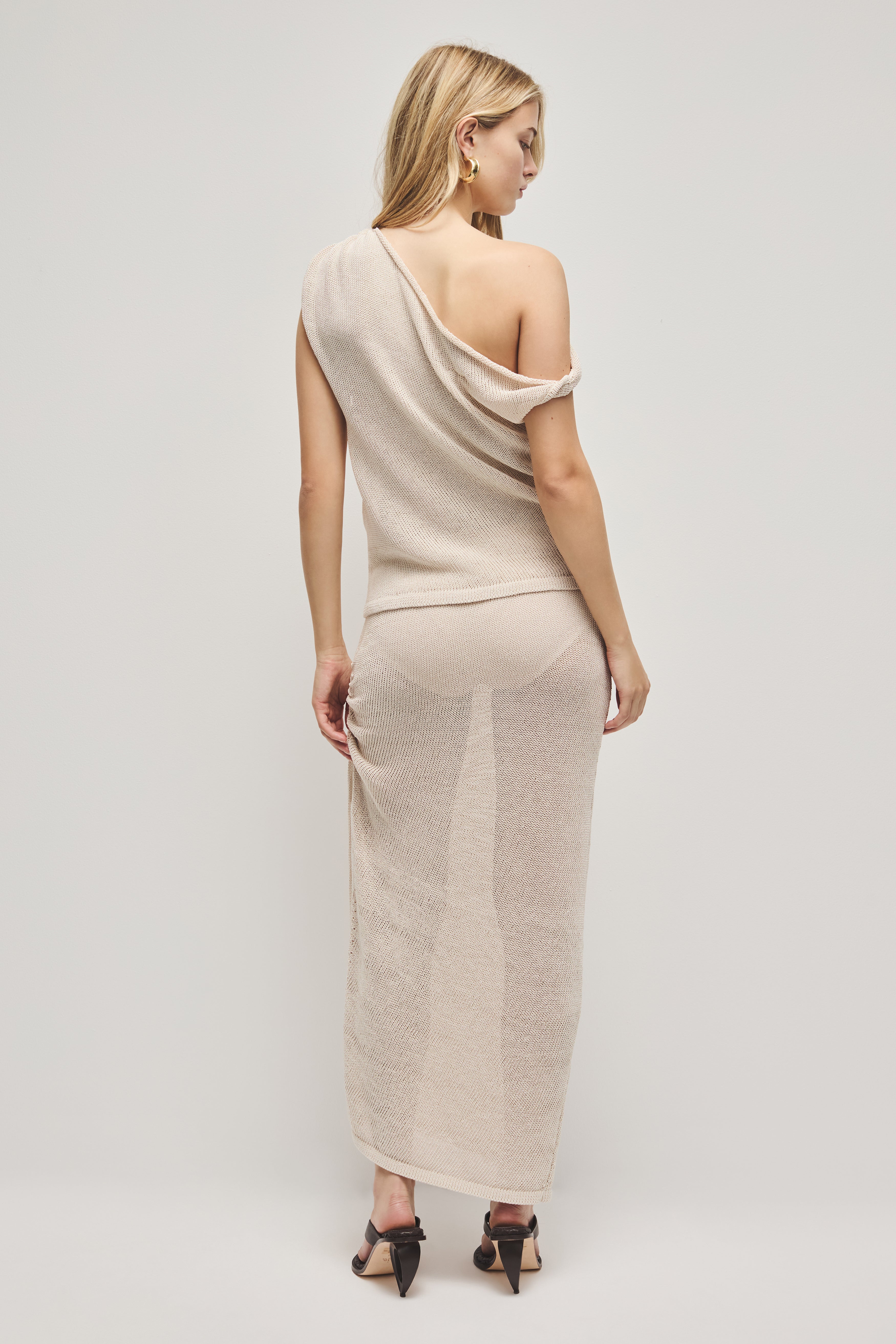 263AS1005_BONE_7_1768344963