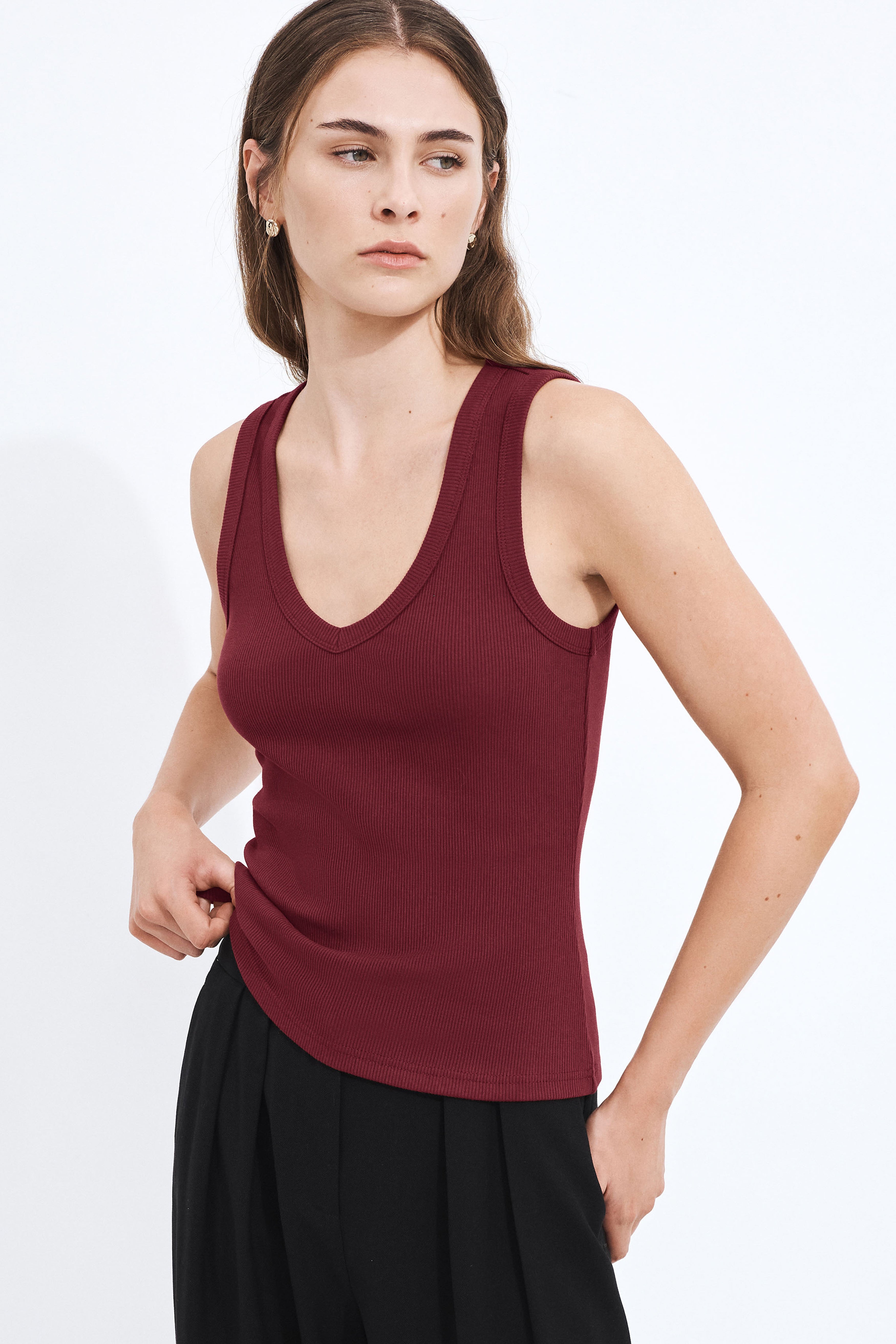 Monroe V-Neck Tank