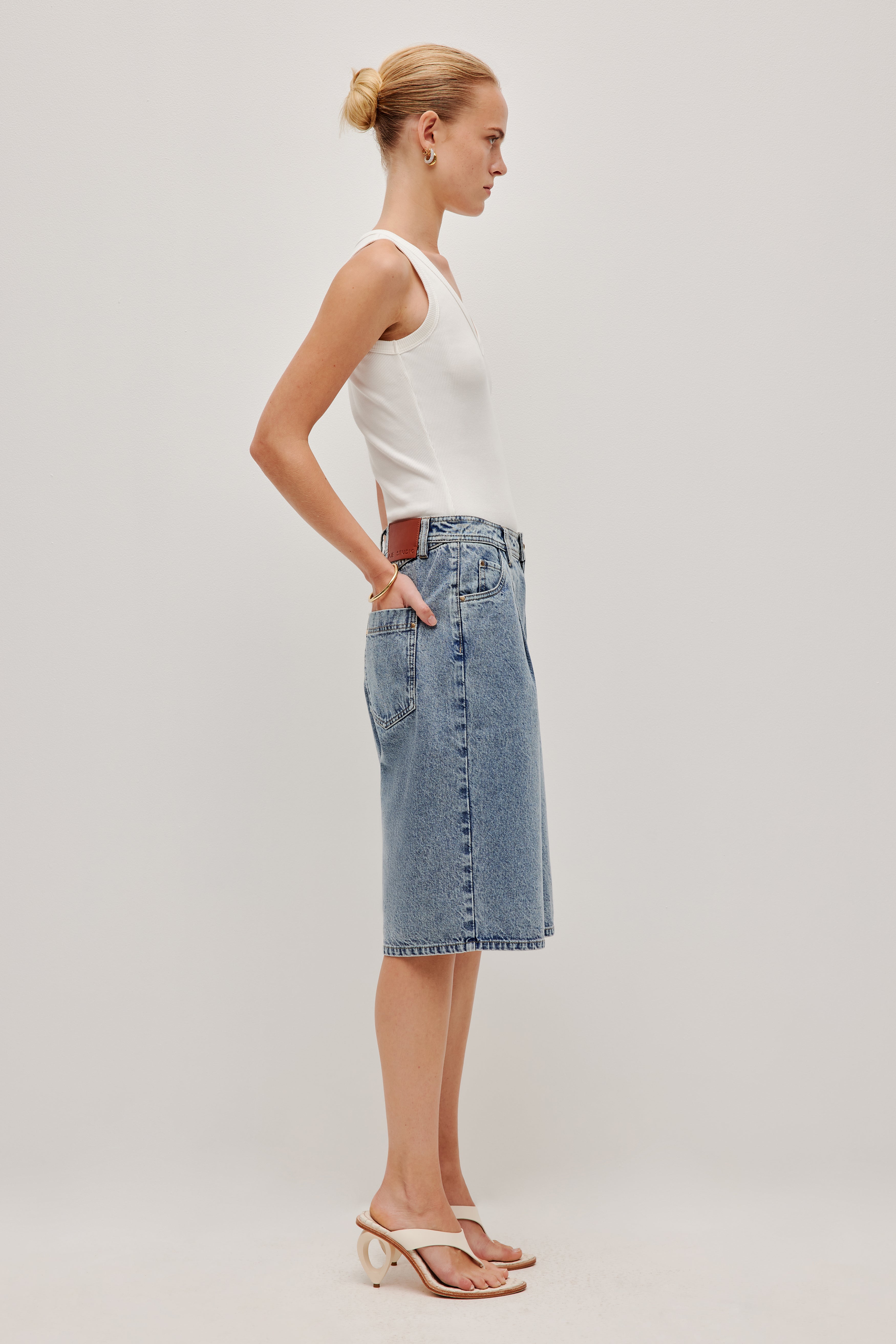 263AS1006_WHT_6_1767064436