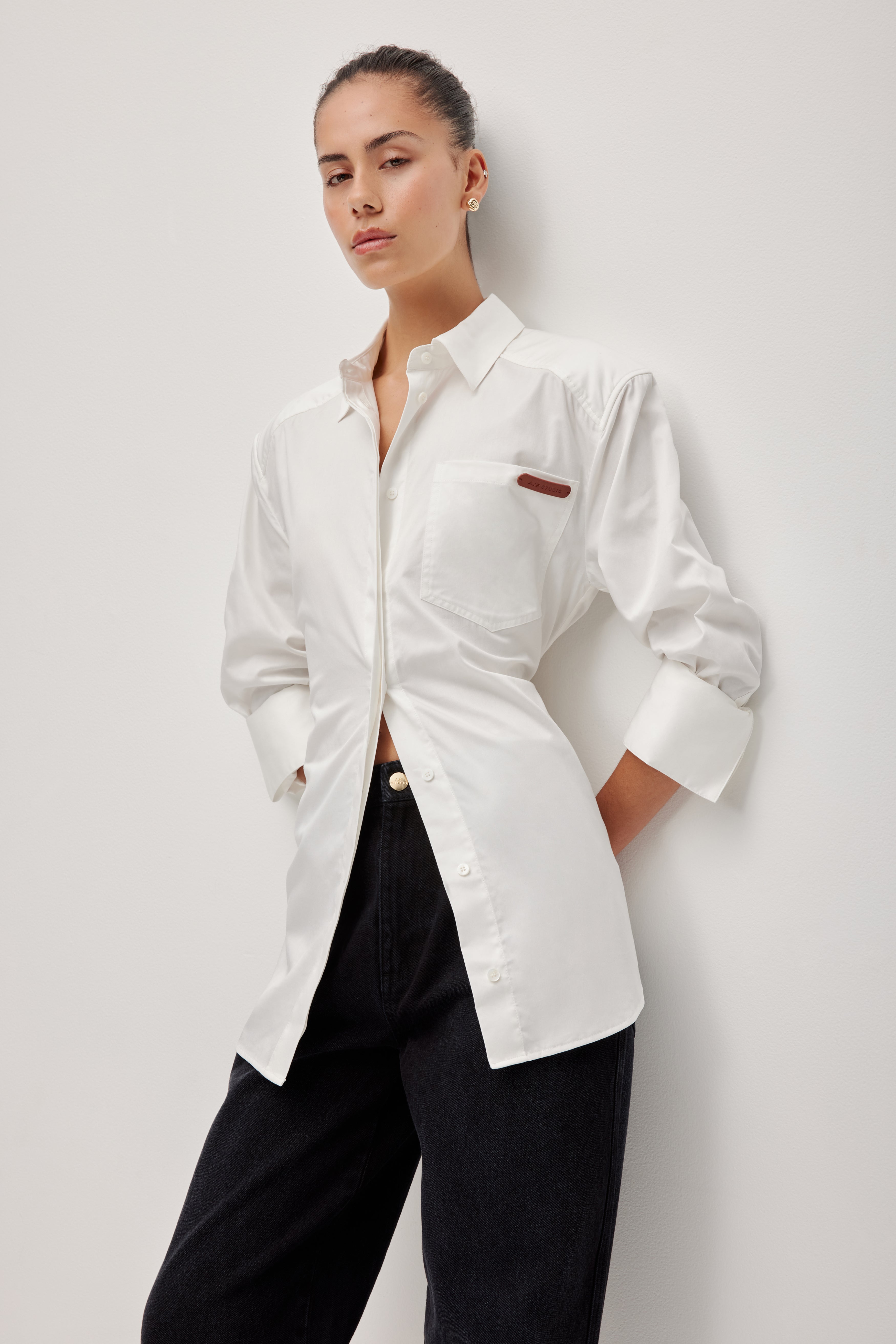 263AS1010_WHT_0227_1769596852