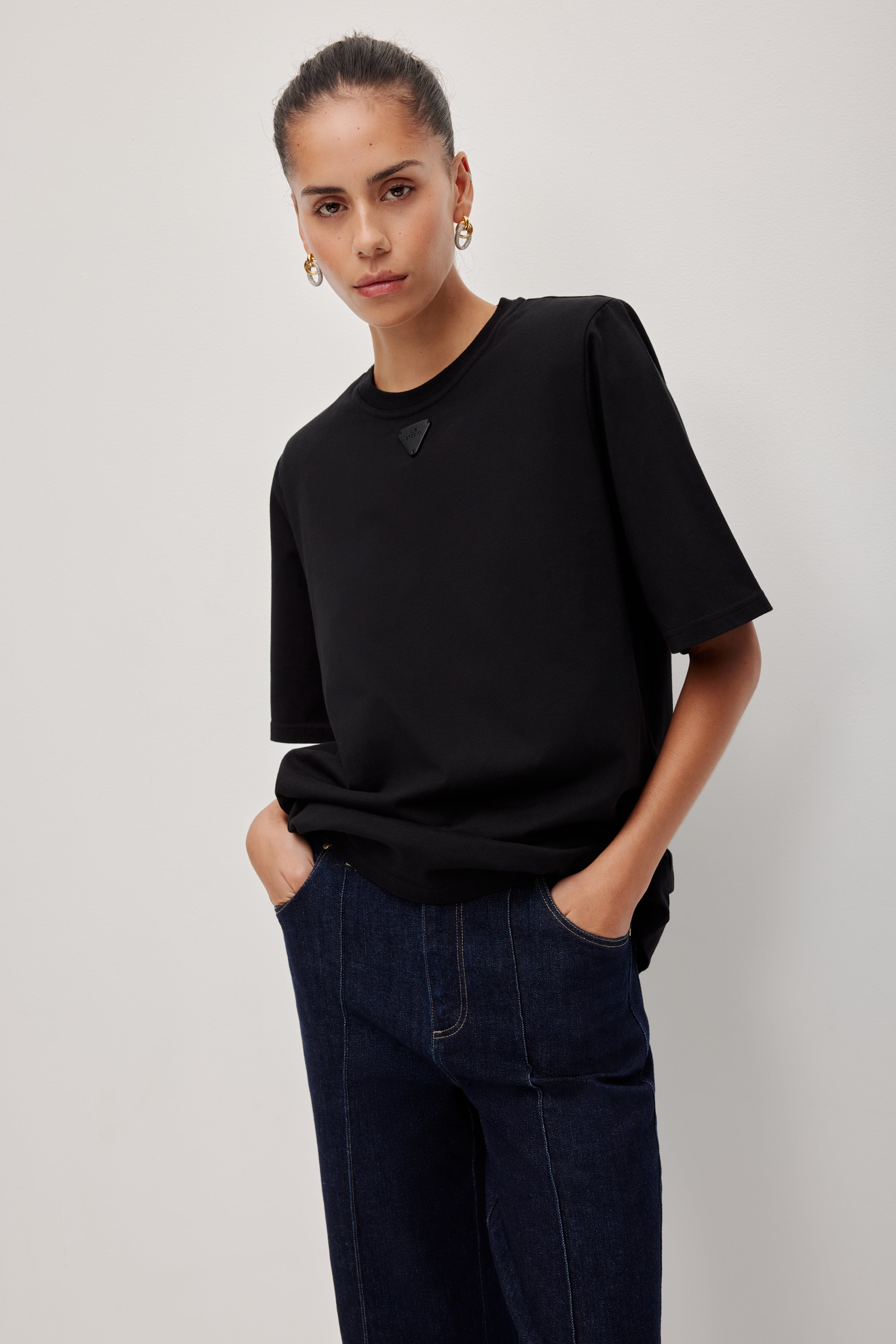 263AS1022_BLK_3_1771286097