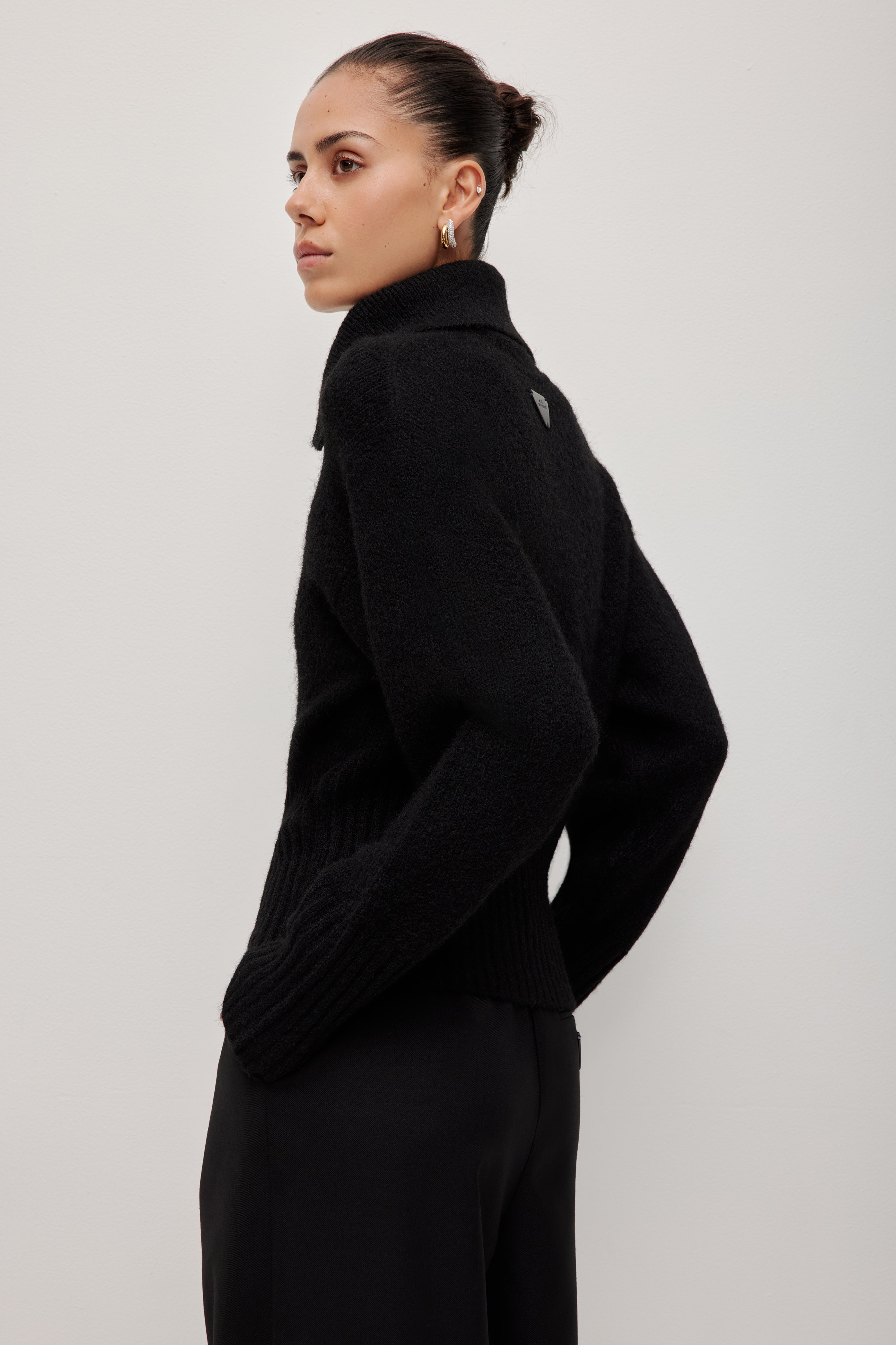 263AS2010_BLK_6_1771286356