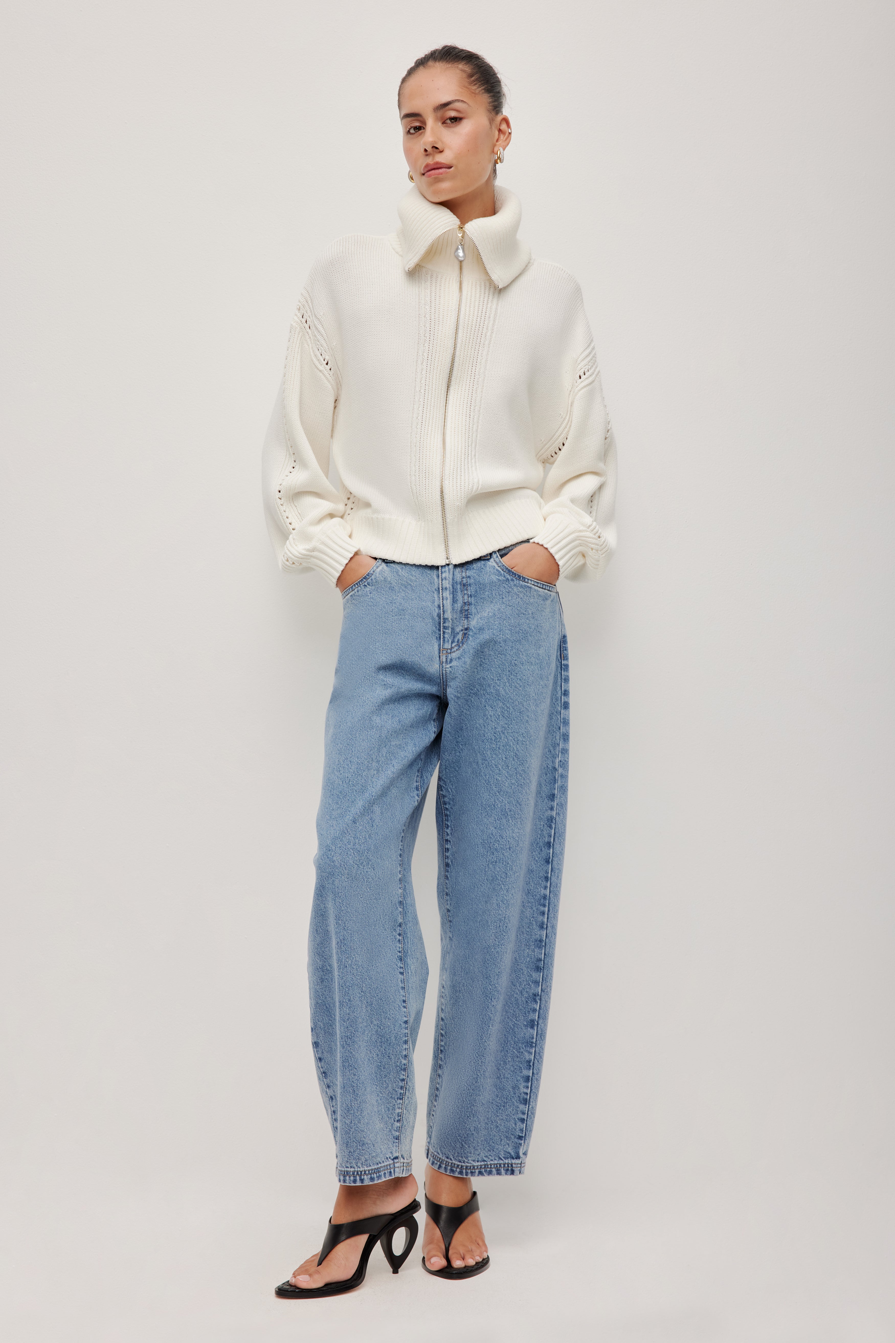 263AS2012_IVRY_1182_1769596502