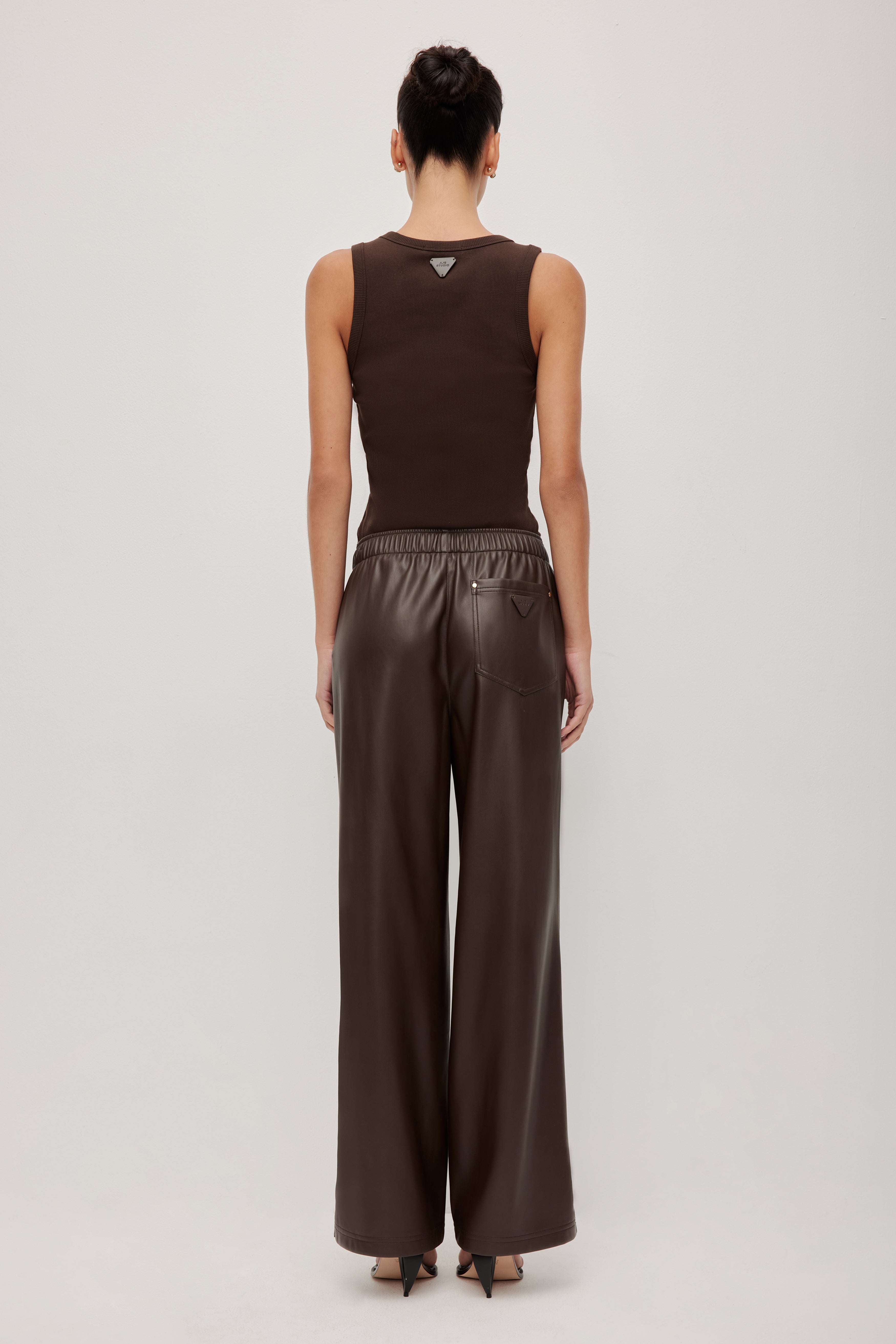 263AS3005_CHOC_10_1769596535