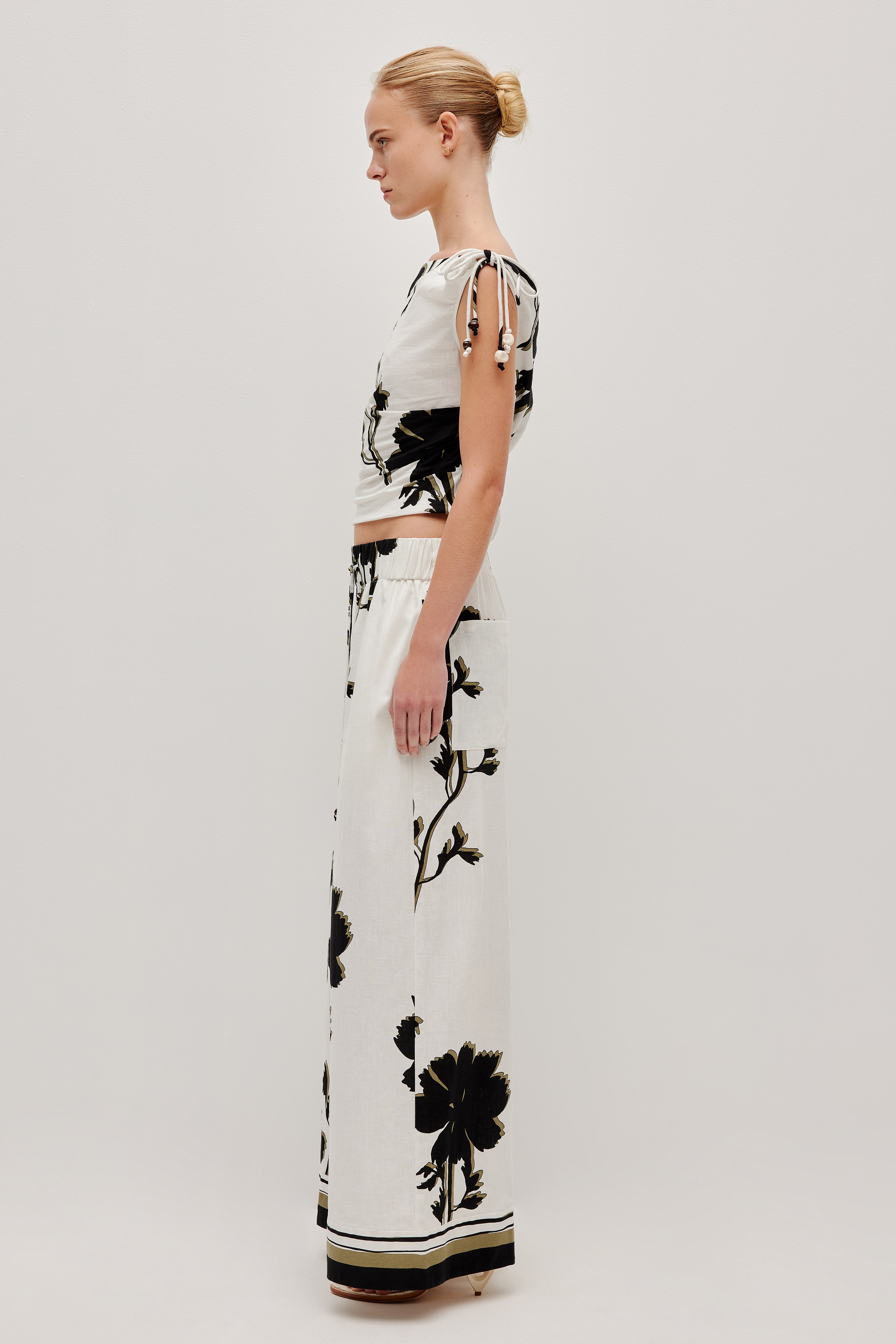 263AS3017_BLMNA_7_1767064699