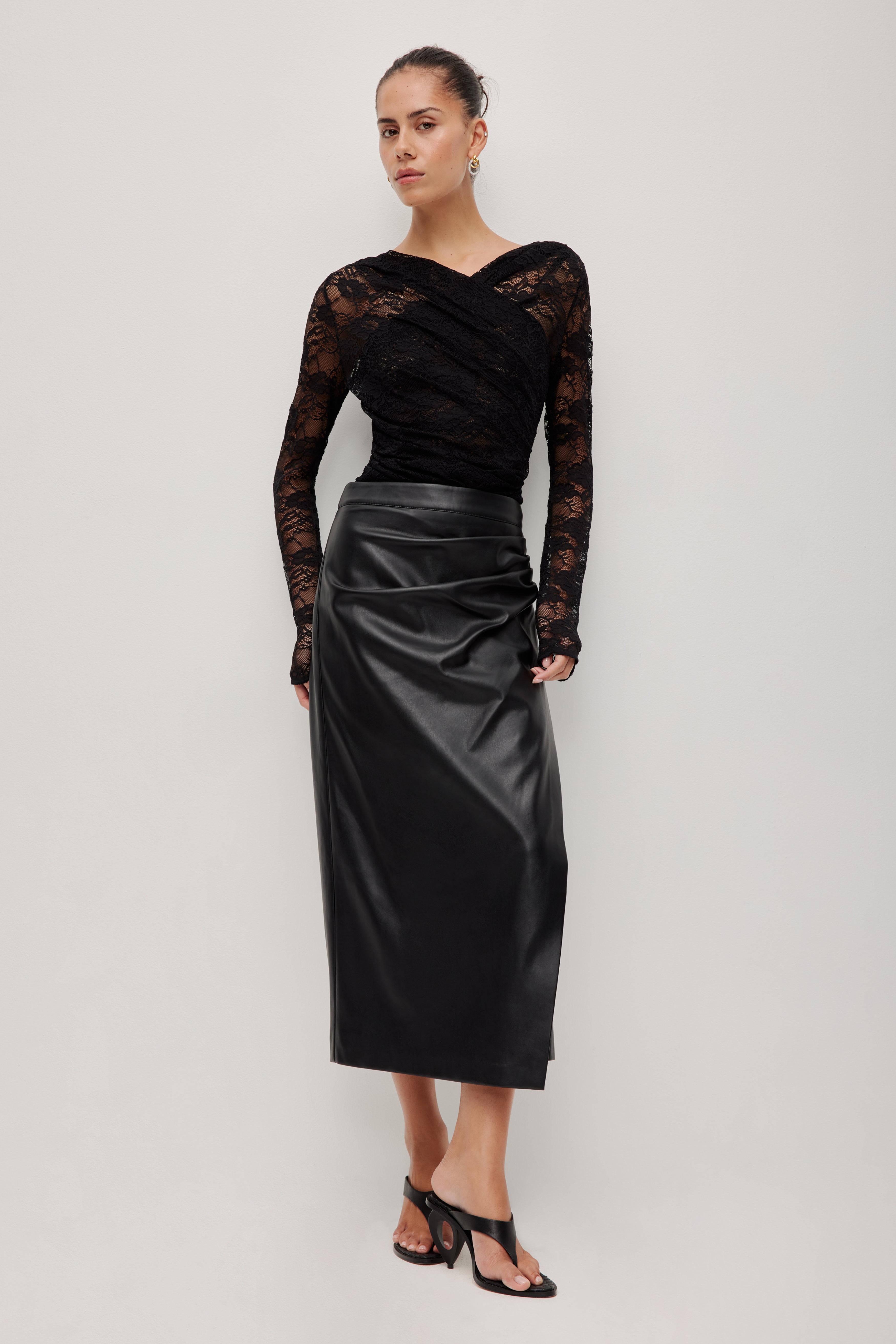 263AS4011_BLK_1_1771287086