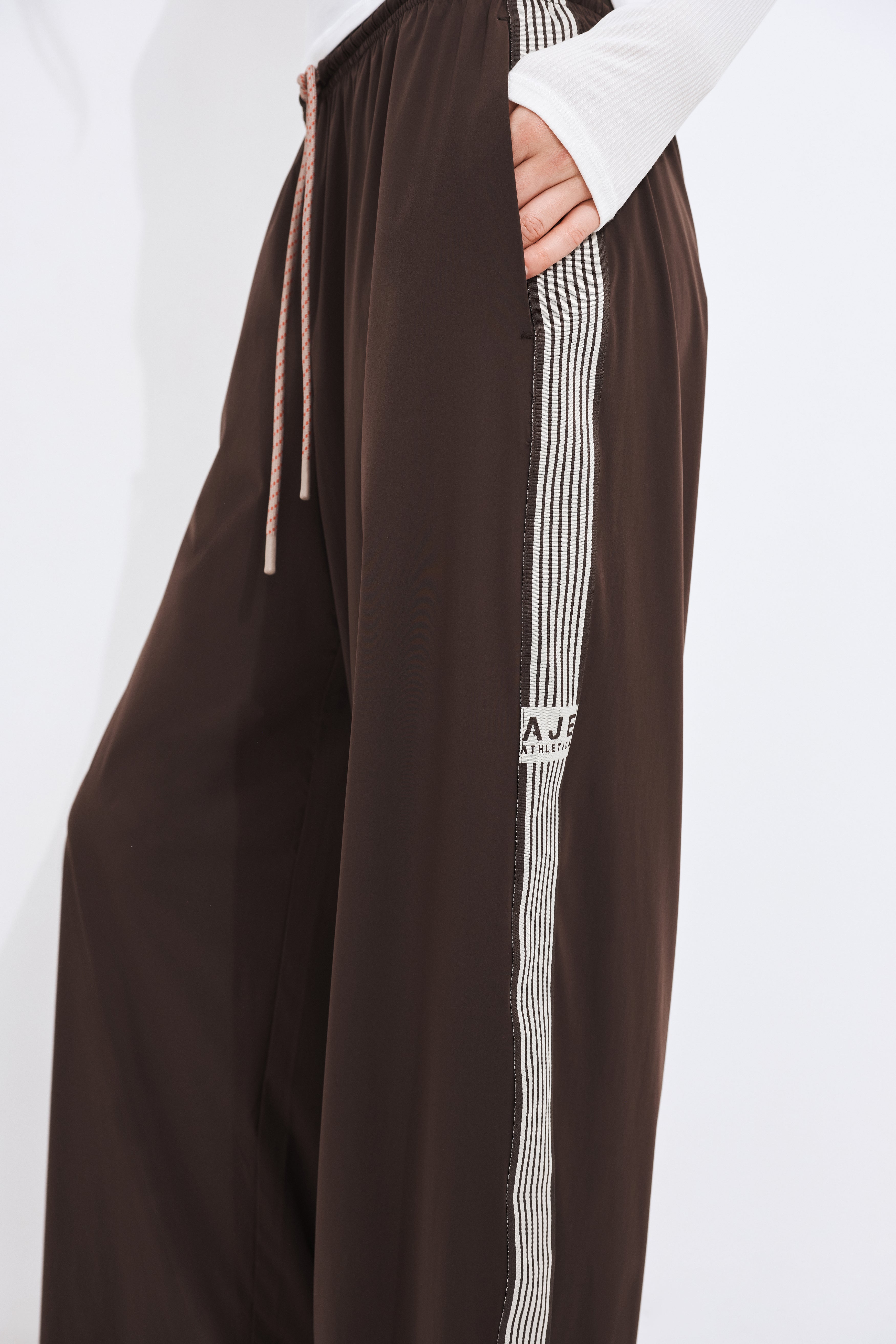 Double Waist Band Logo Pant 513