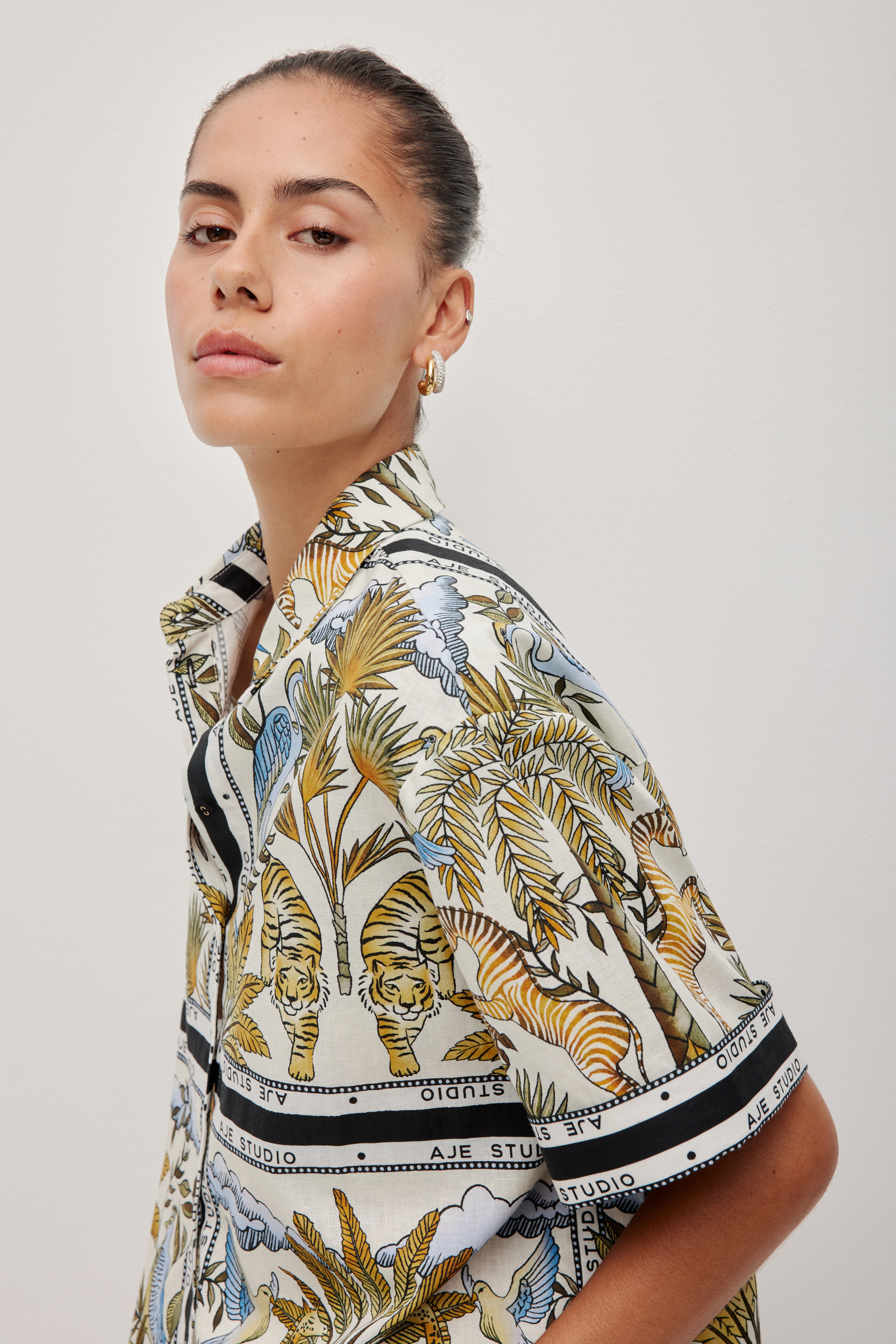 264AS1022_JNGL-PRT_5_1771394055