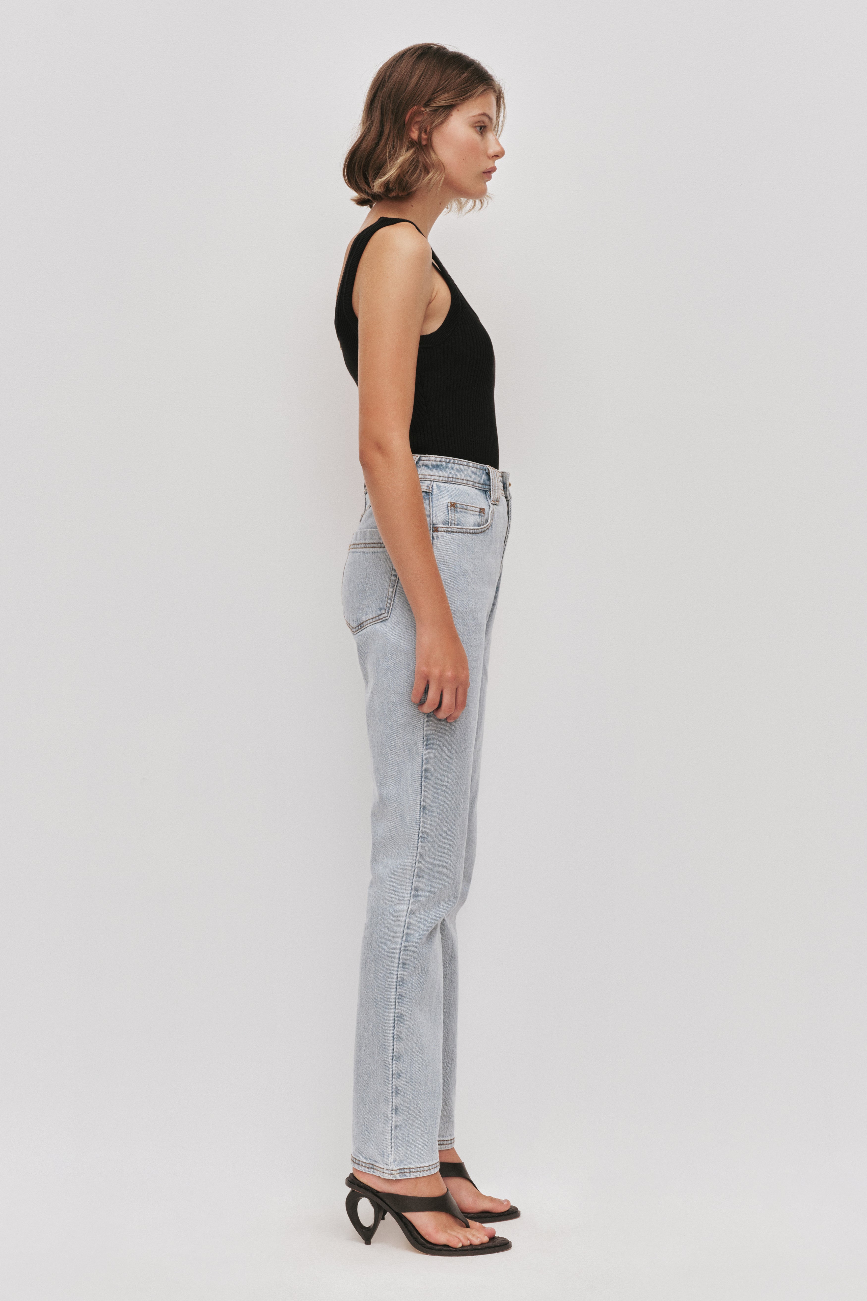 26CO3101_LT-WSH-BLU_4_1771137535