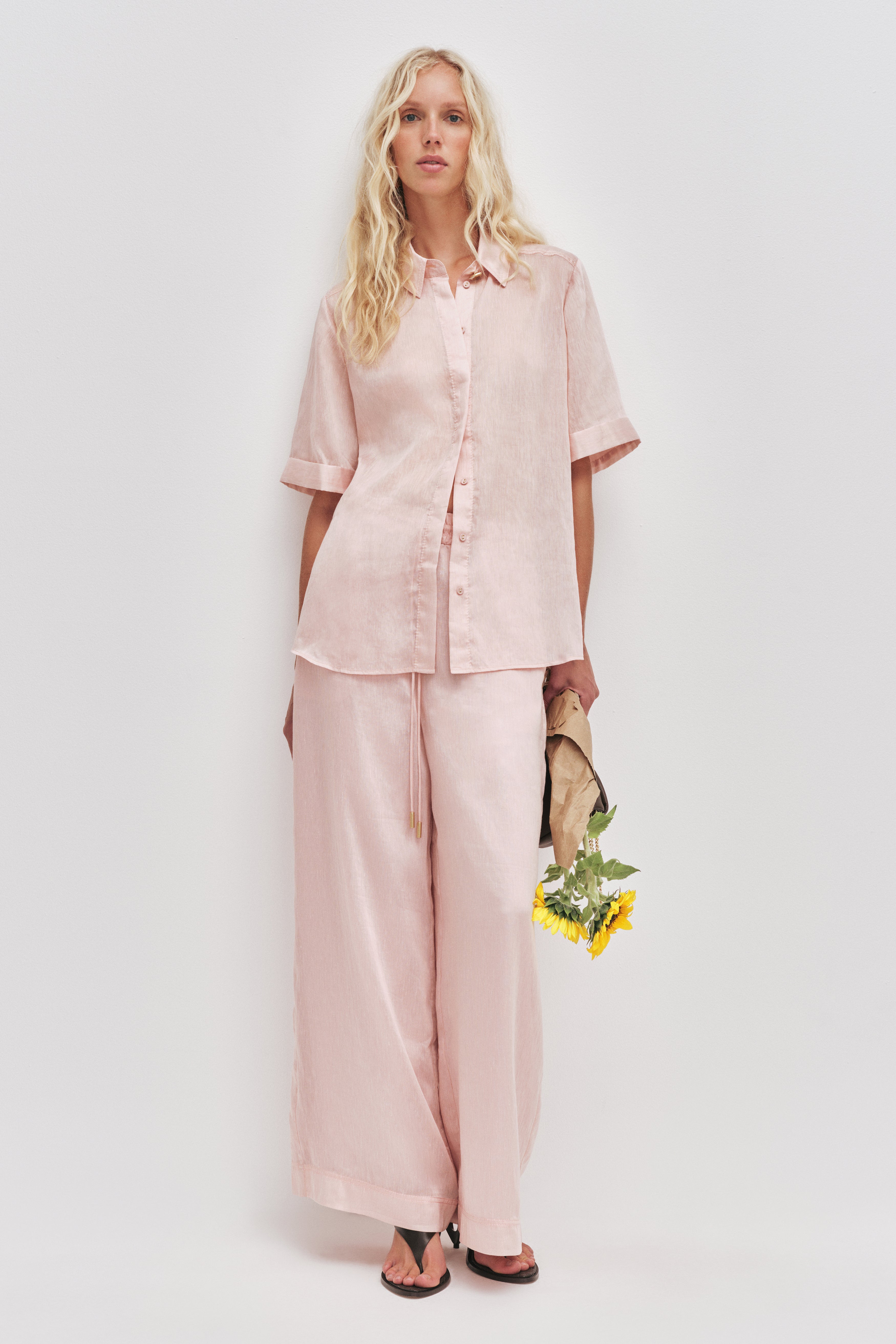 26CR3041_TA-BL_1_1765320999