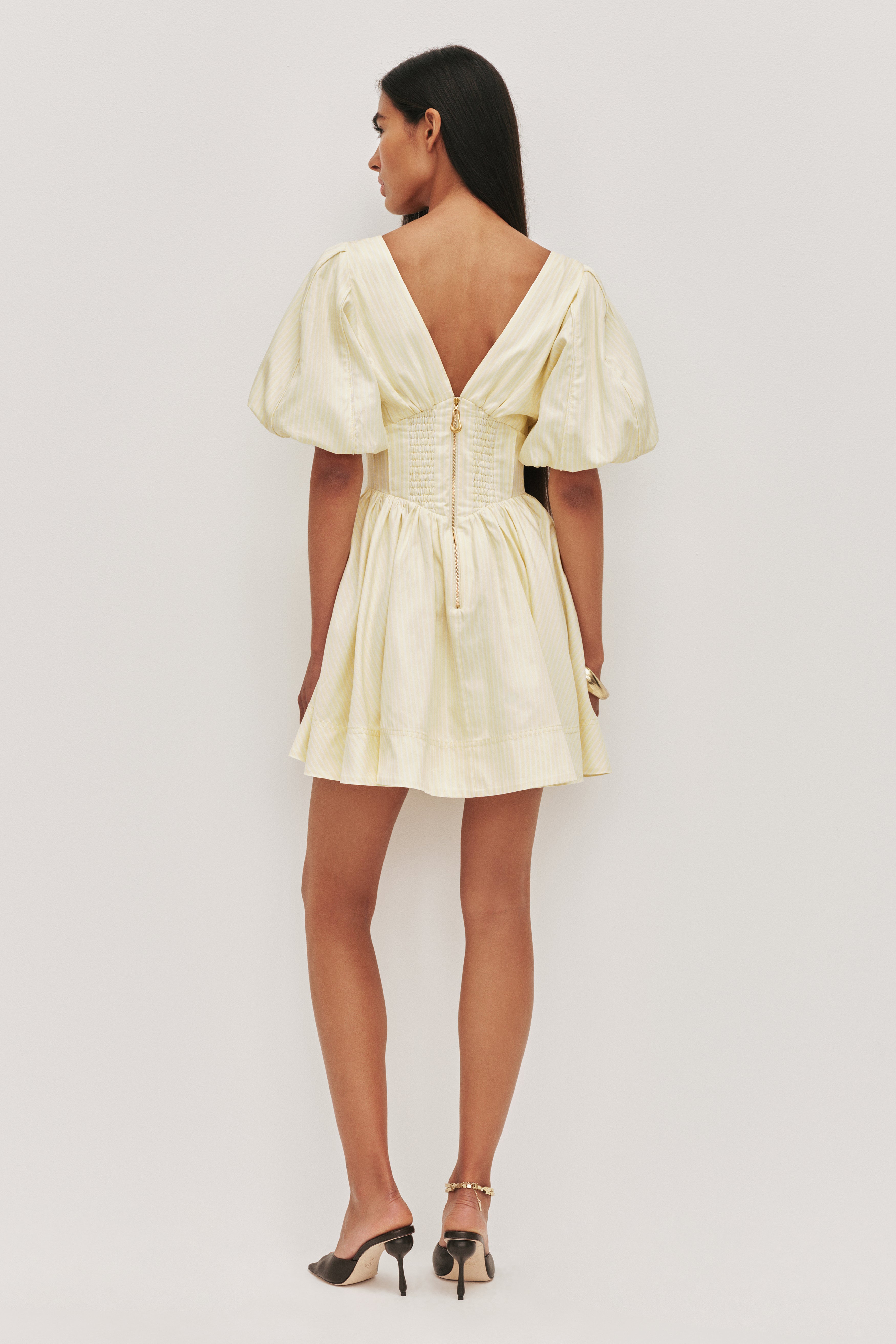 26CR5632_MU-SOLE_6_1766982758