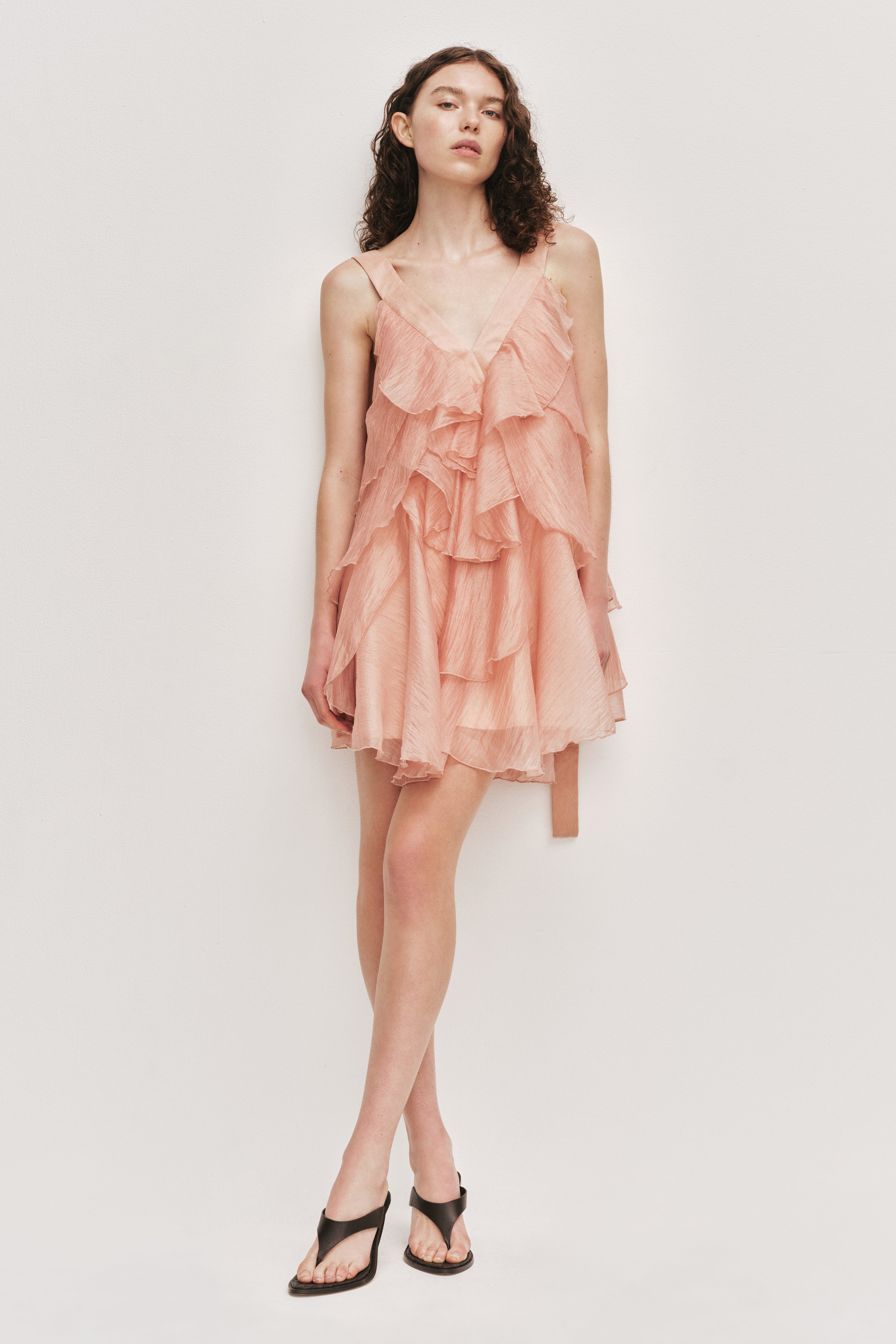 26PF5844_STN-ROSE_1_1777530076