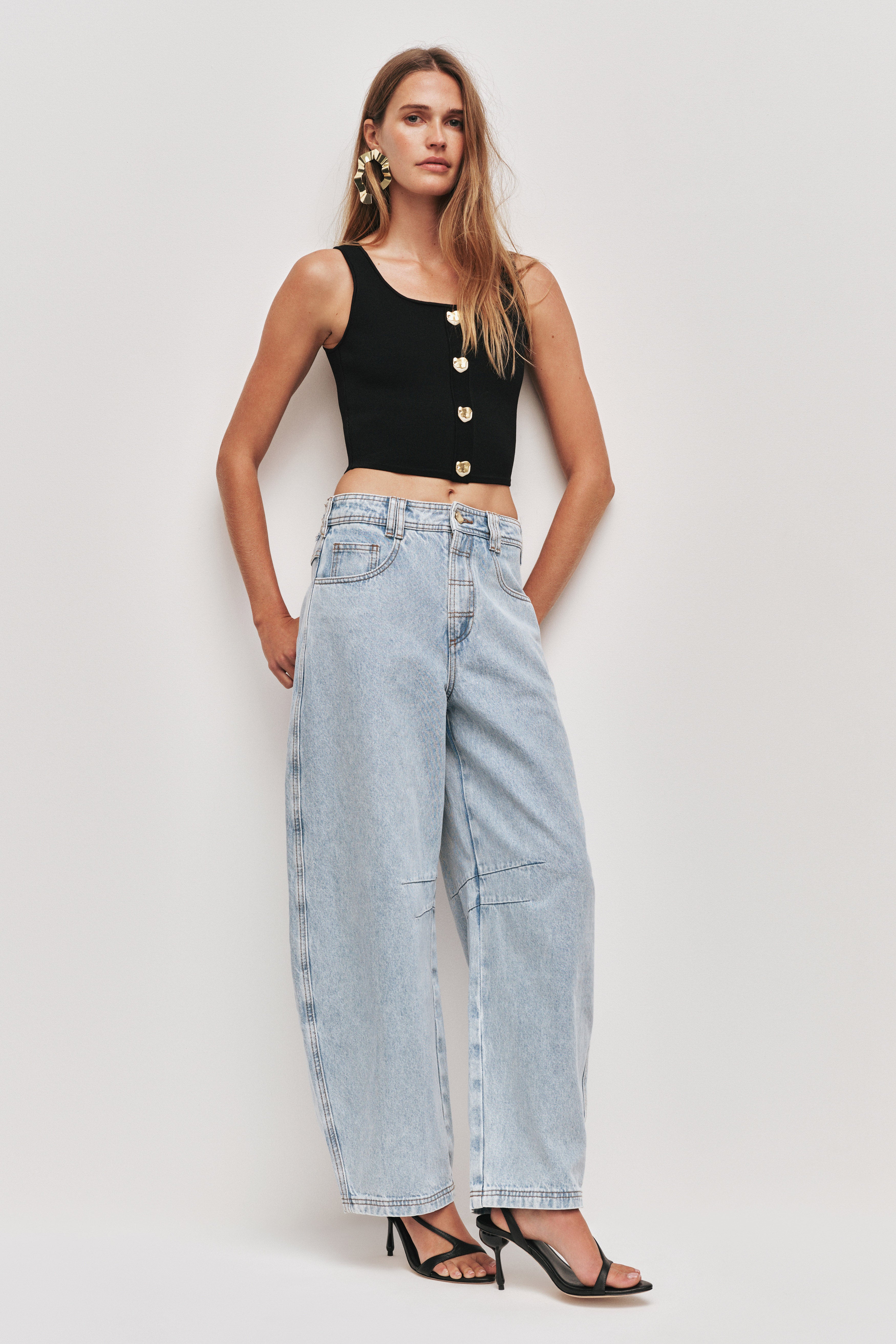 26RE1036_BLK_1_1759282802