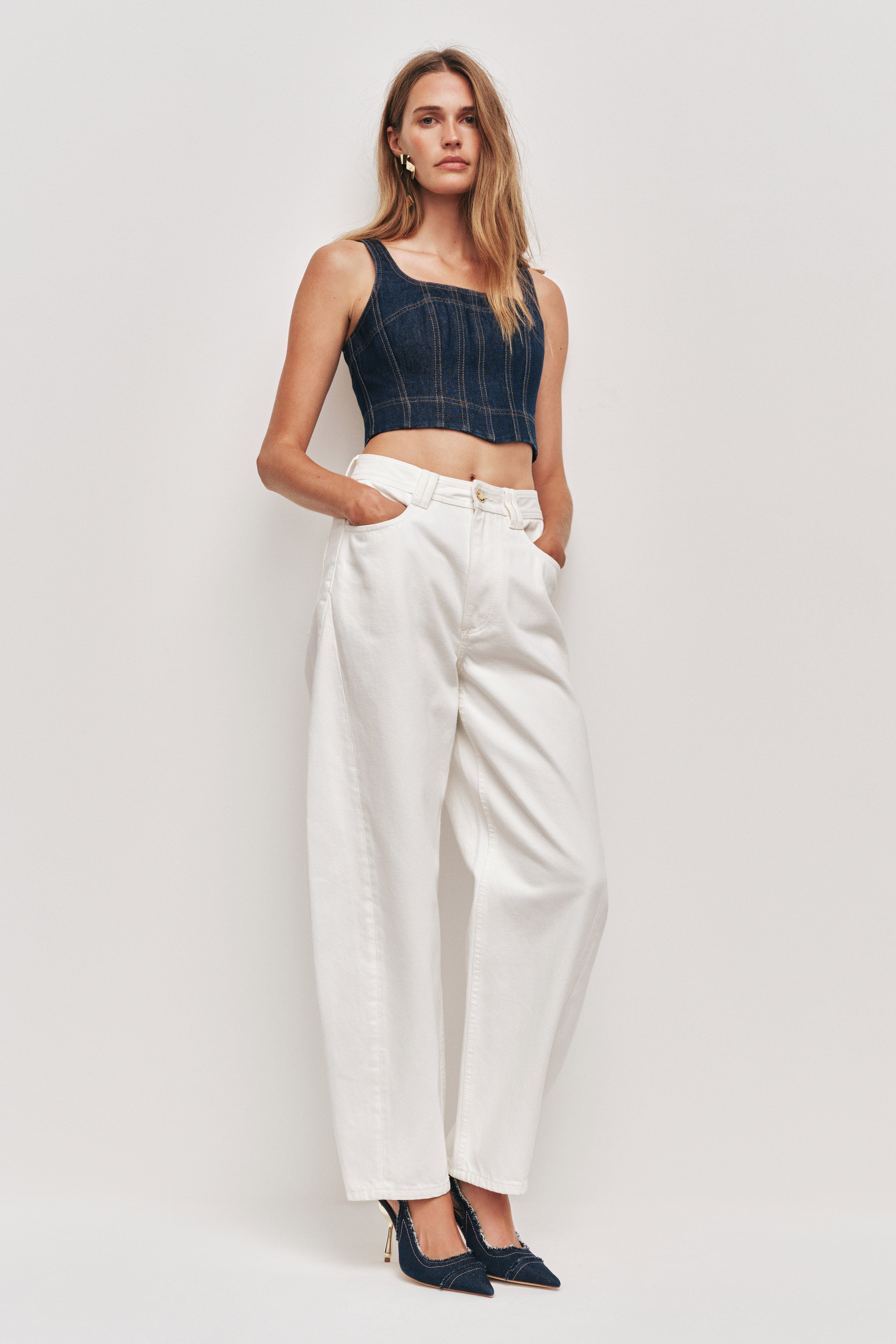 26RE1162_INDGO-WASH_1_1759033801