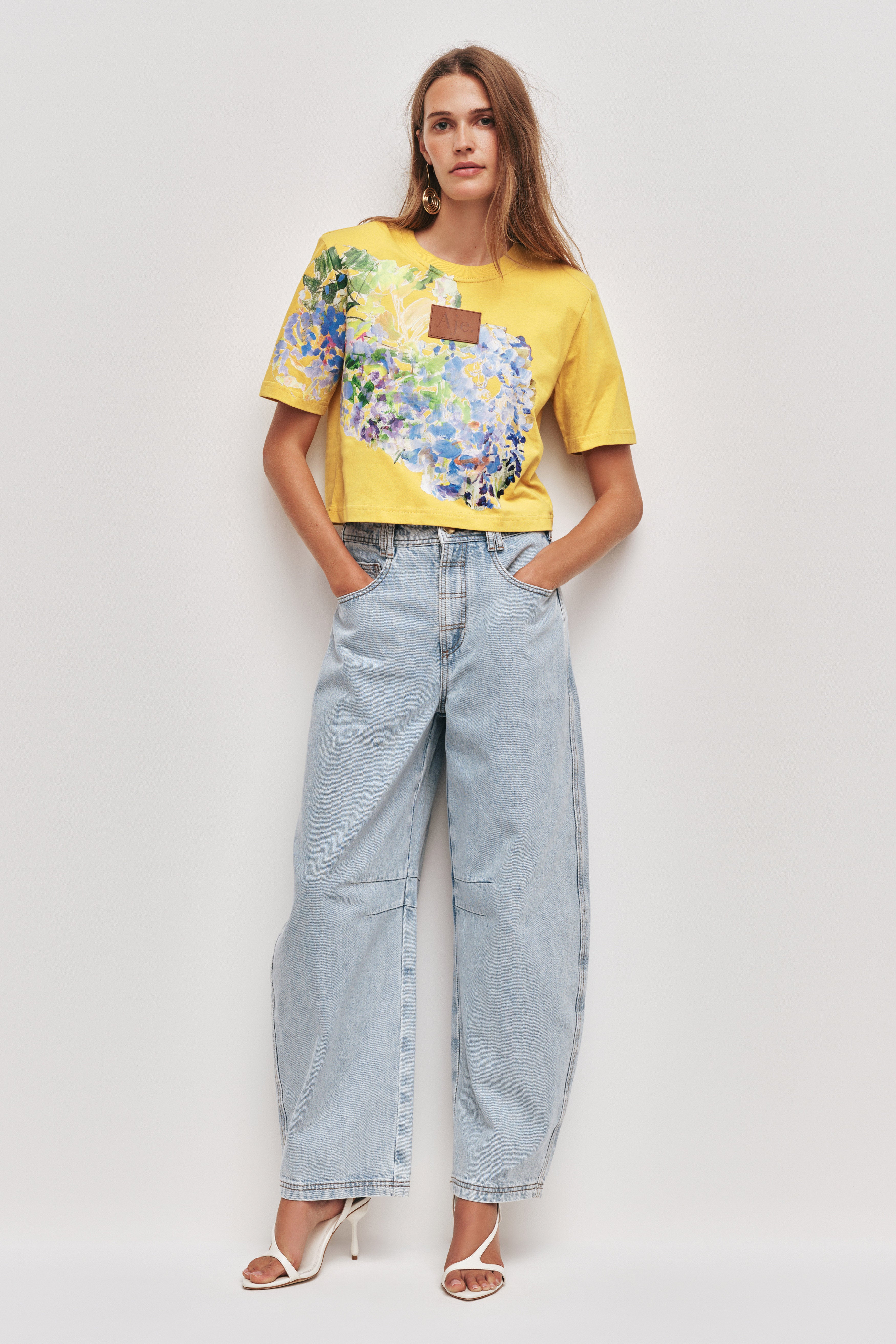 26RE1185_CHTRS-LAVA_1_1759035482