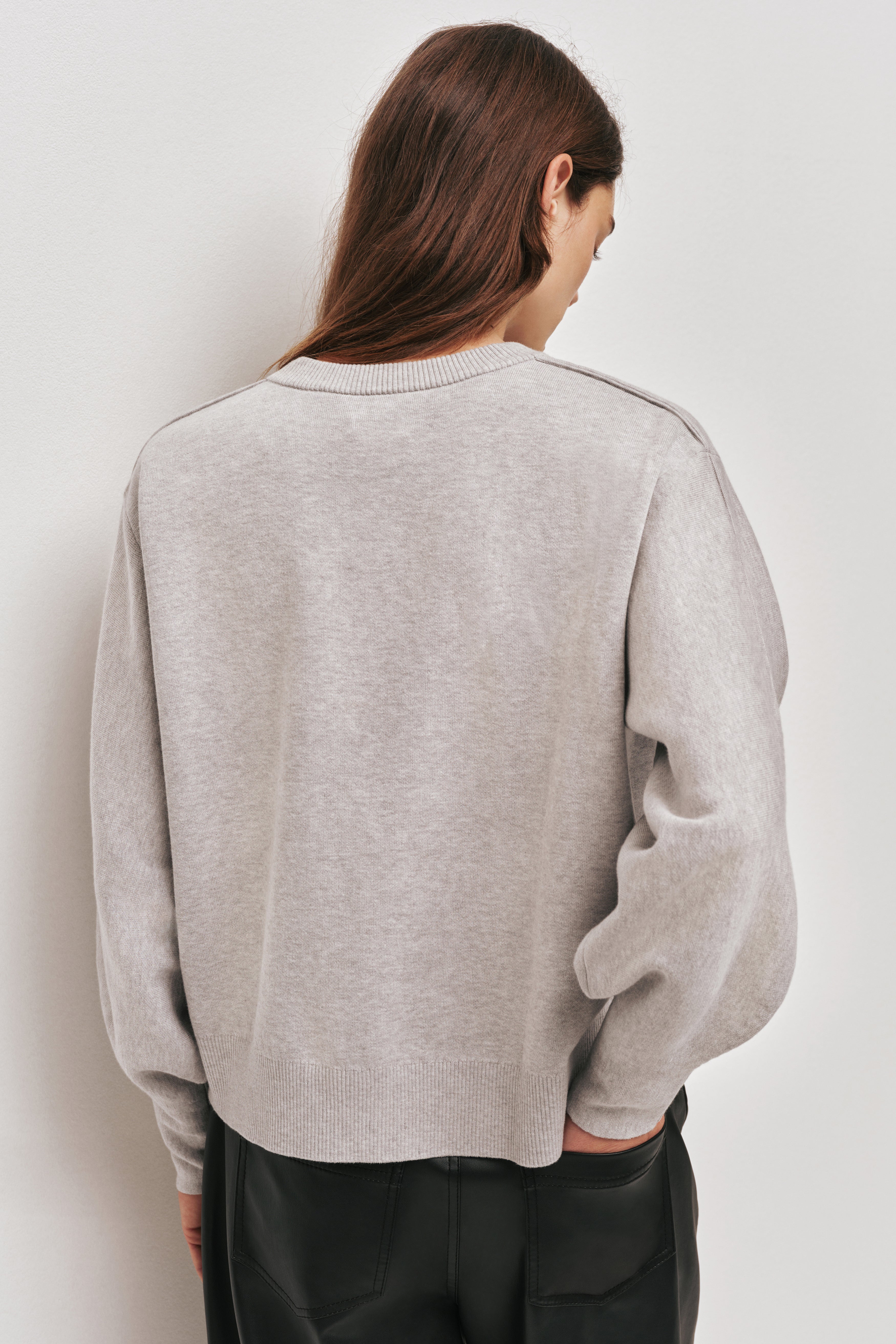 26RE1196_GRYM-IVY_6_1761448607