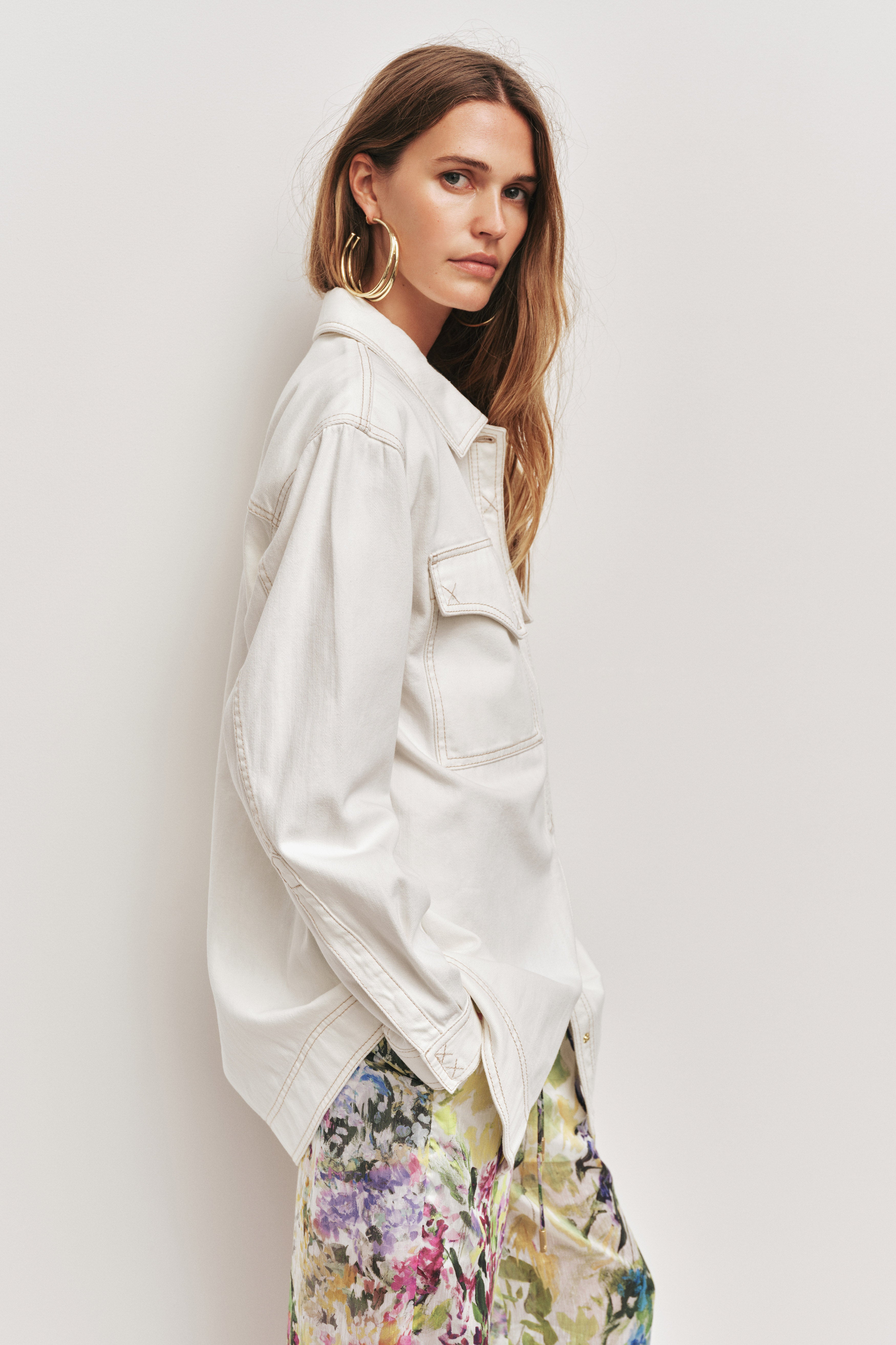 26RE1406_IVRY_5_1759287640