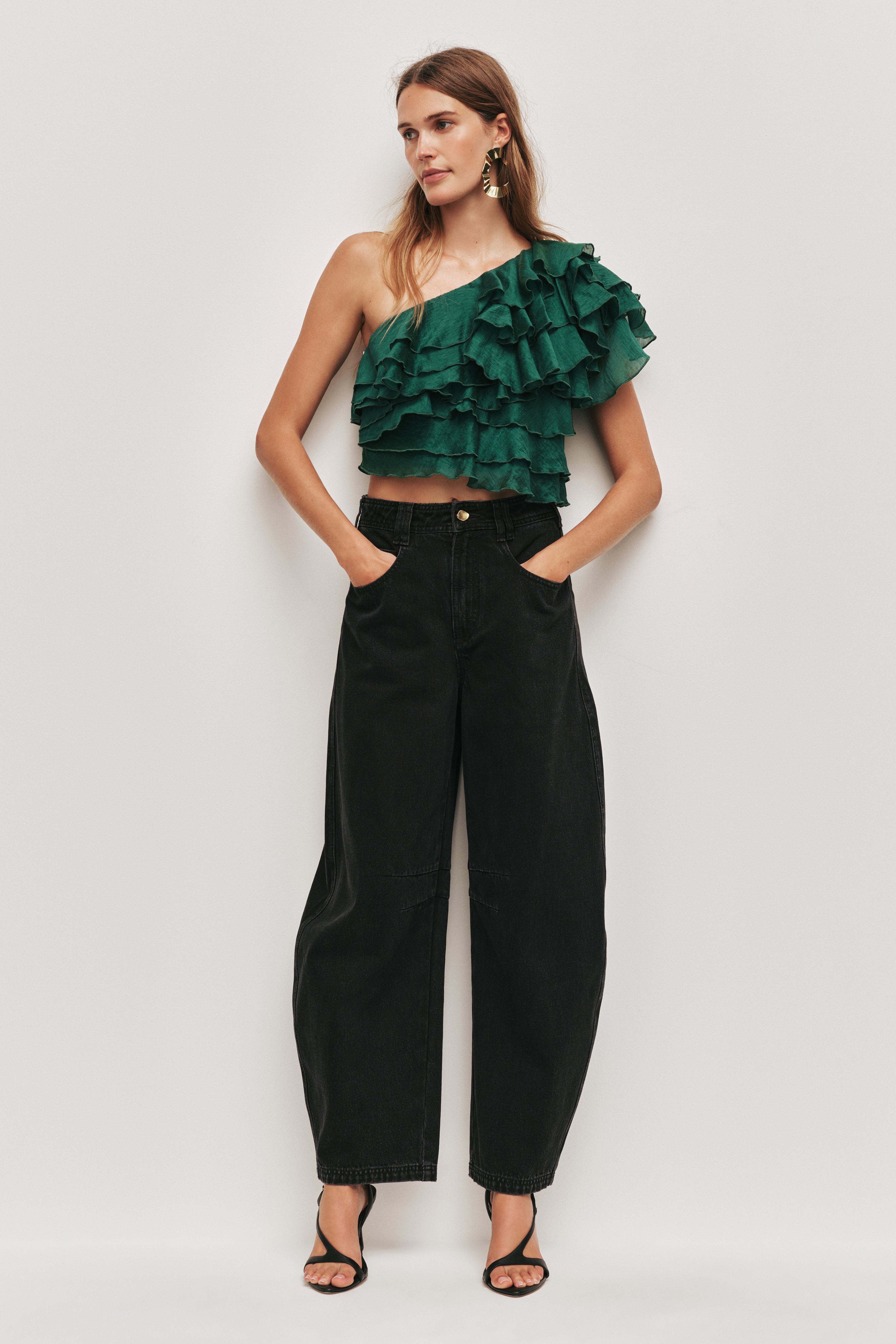 26RE1437_FRST-GRN_1_1761515787