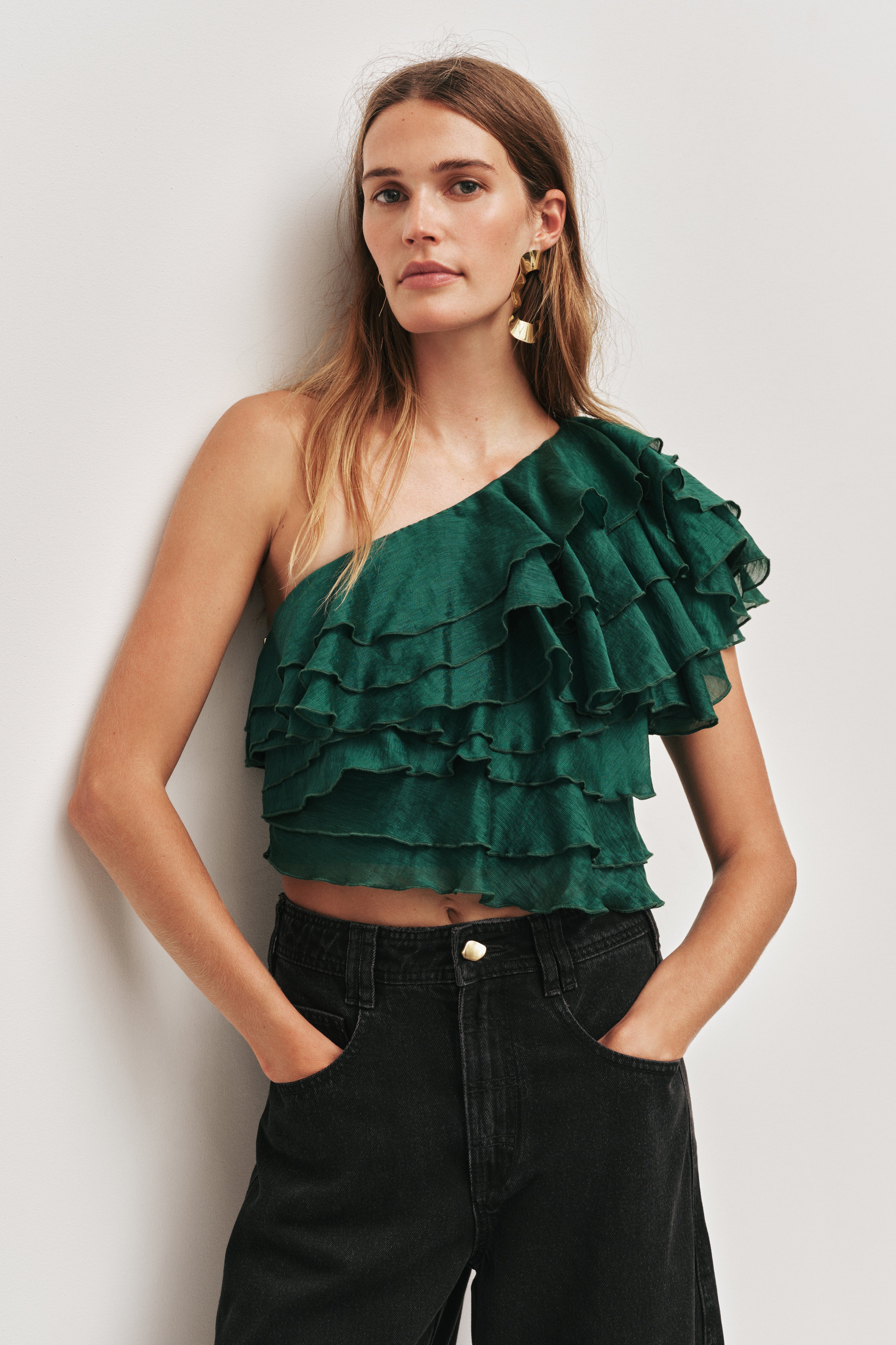 26RE1437_FRST-GRN_3_1761515871