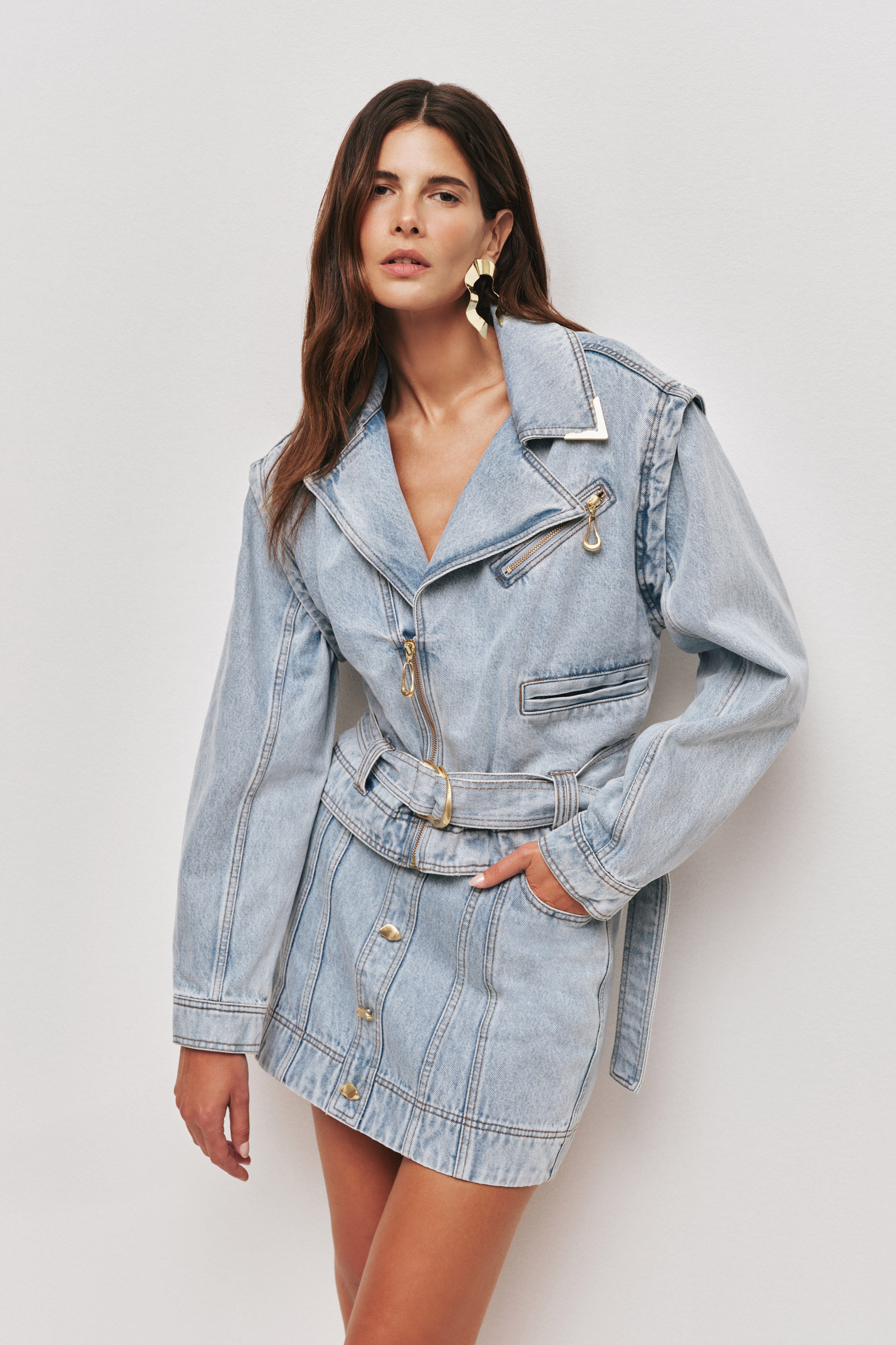 26RE2033_LIGHT-WASH-BLUE_4_1760580307