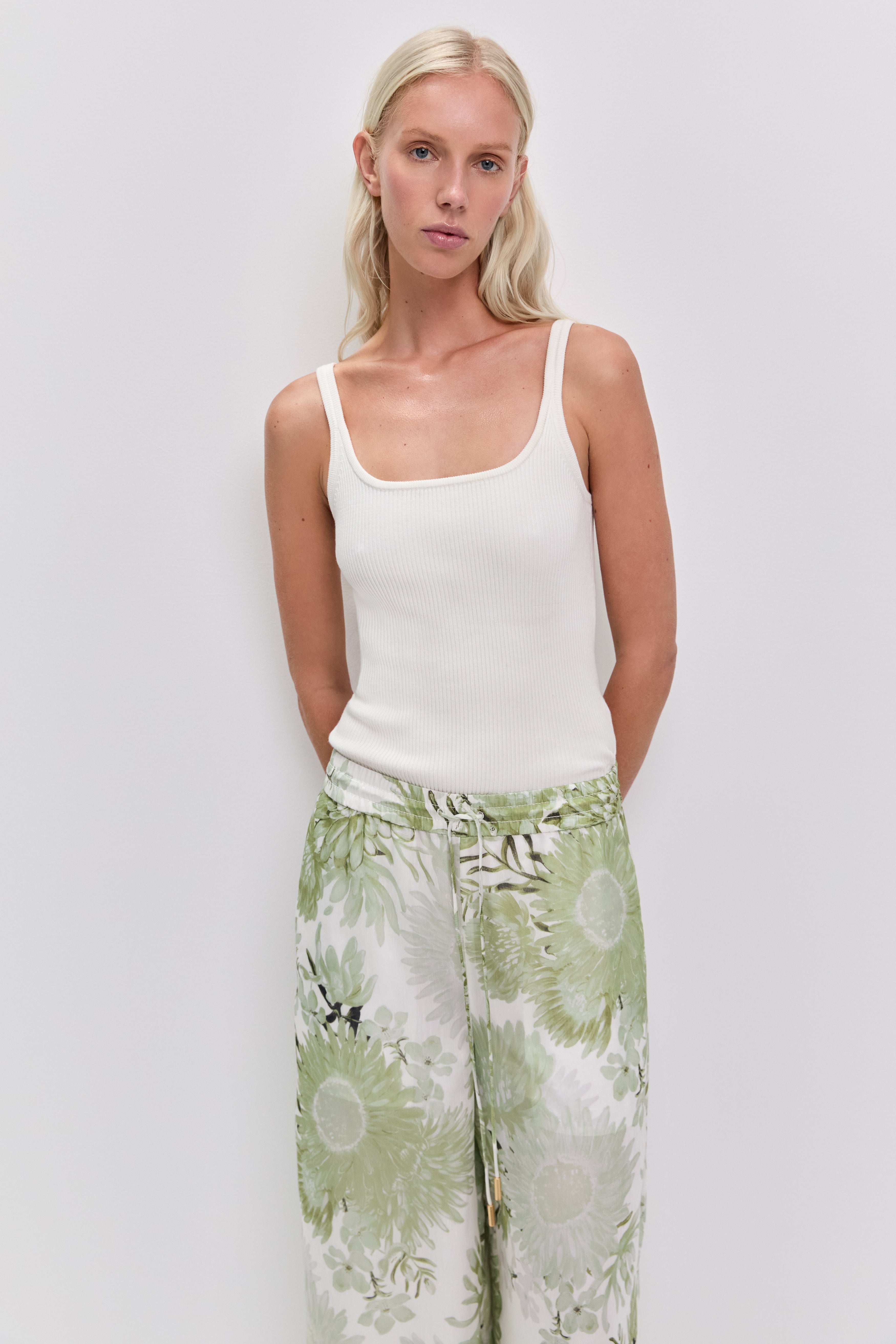 26RE3062_OLI-NA-FL_3_1771467040