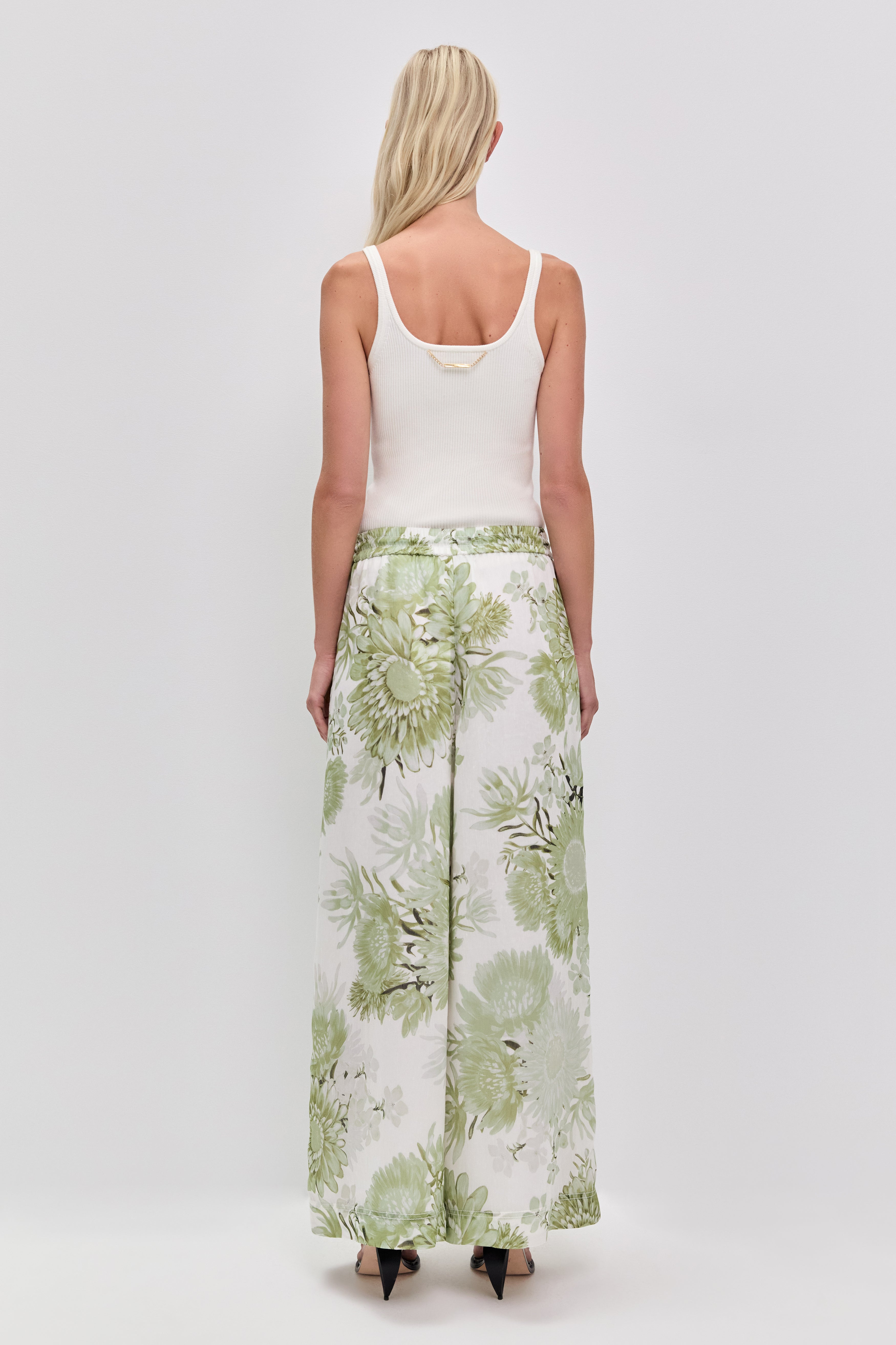 26RE3062_OLI-NA-FL_5_1771467040