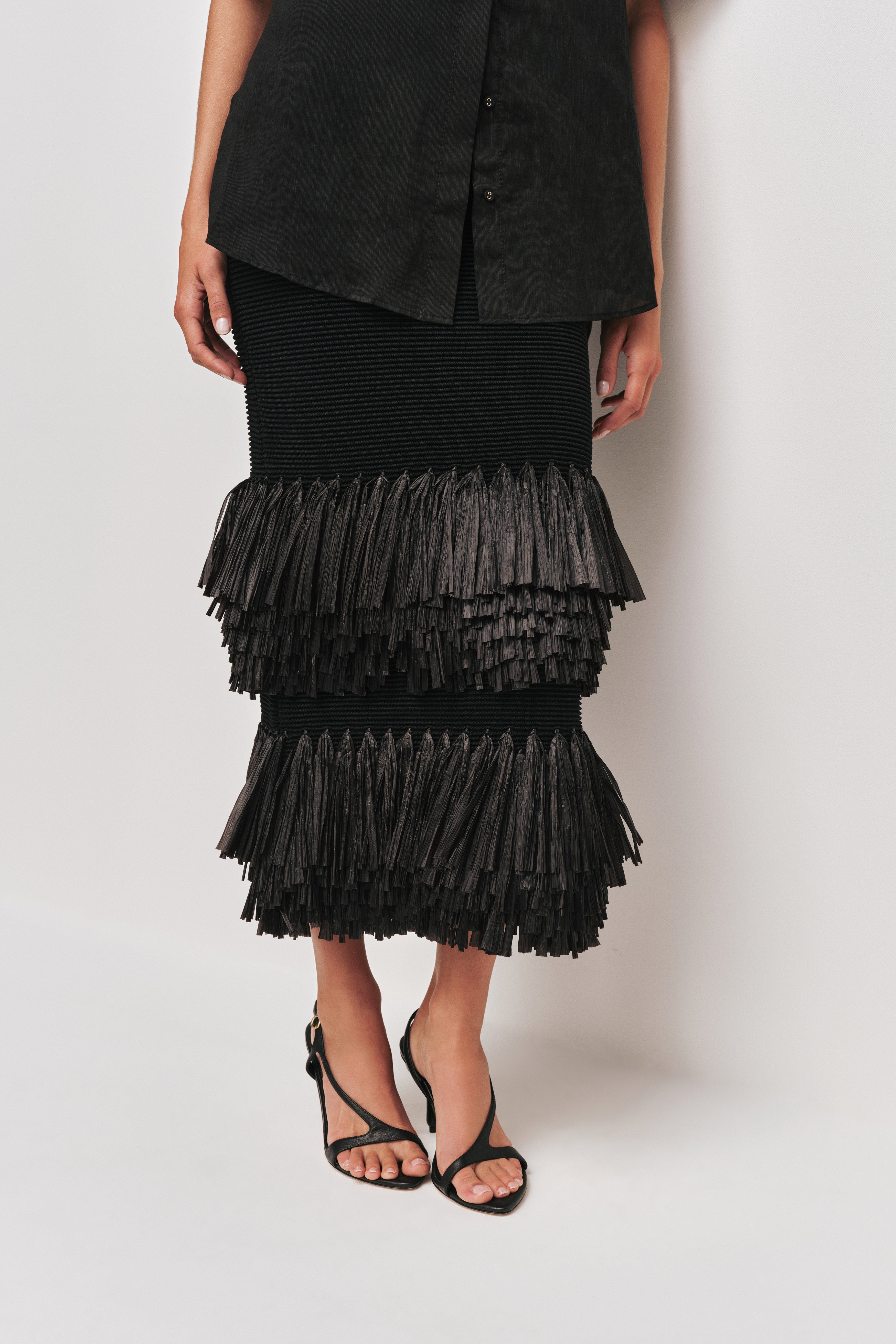 26RE4054_BLK_6_1759033037