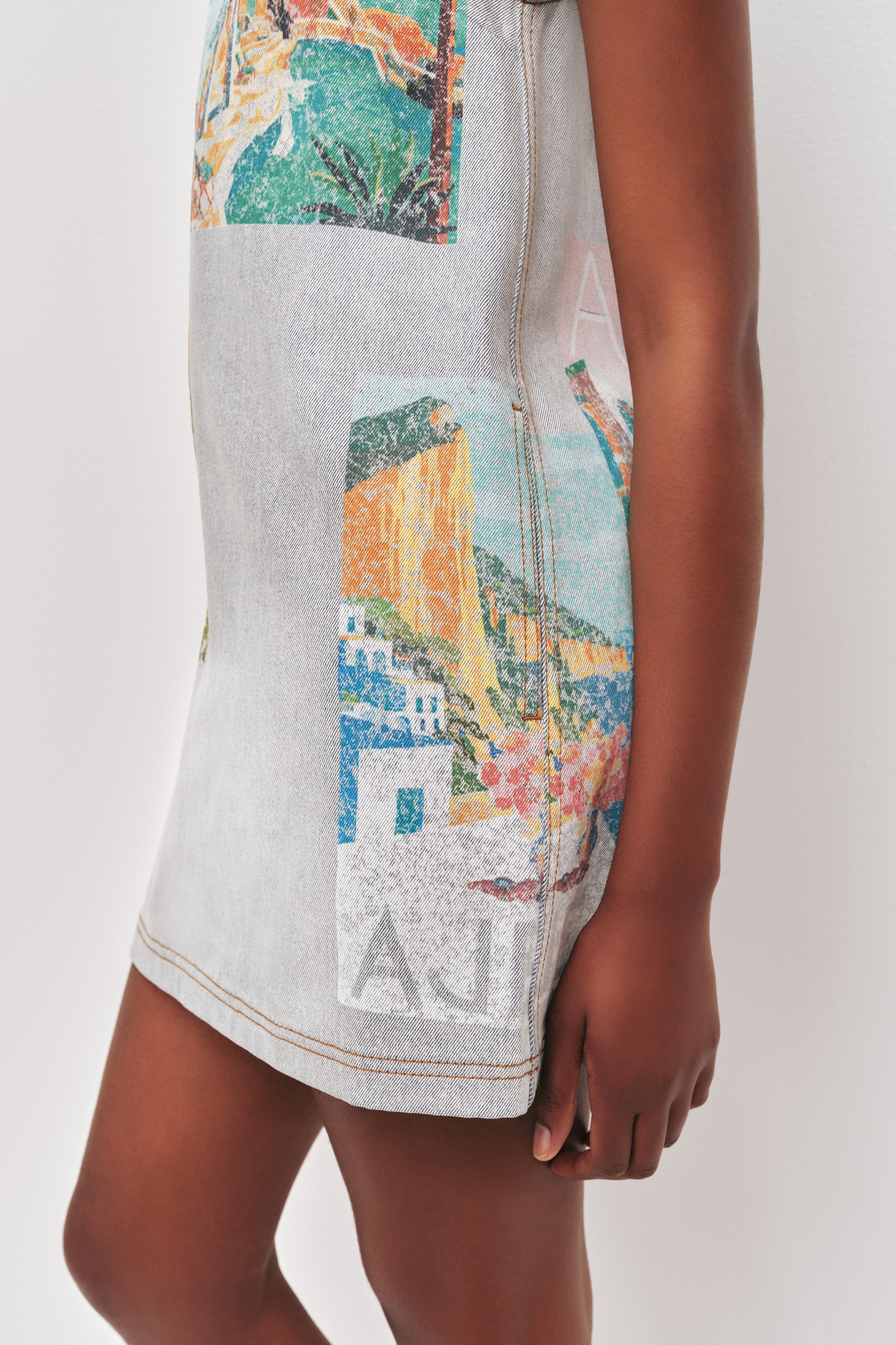 26RE5137_POSTCD-WSH_5_1762740227