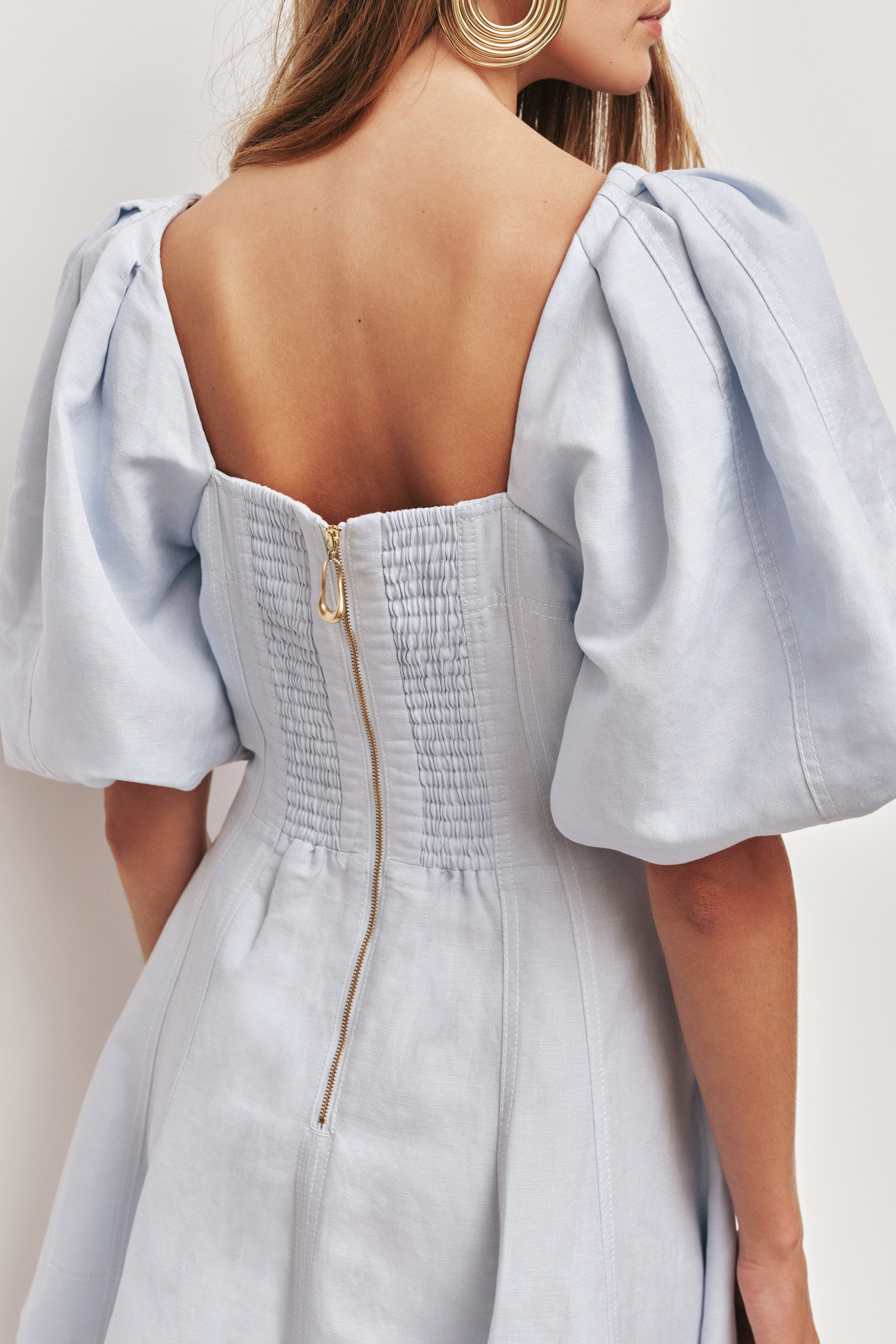 26RE5589_PSTL-BLU_6_1759110106