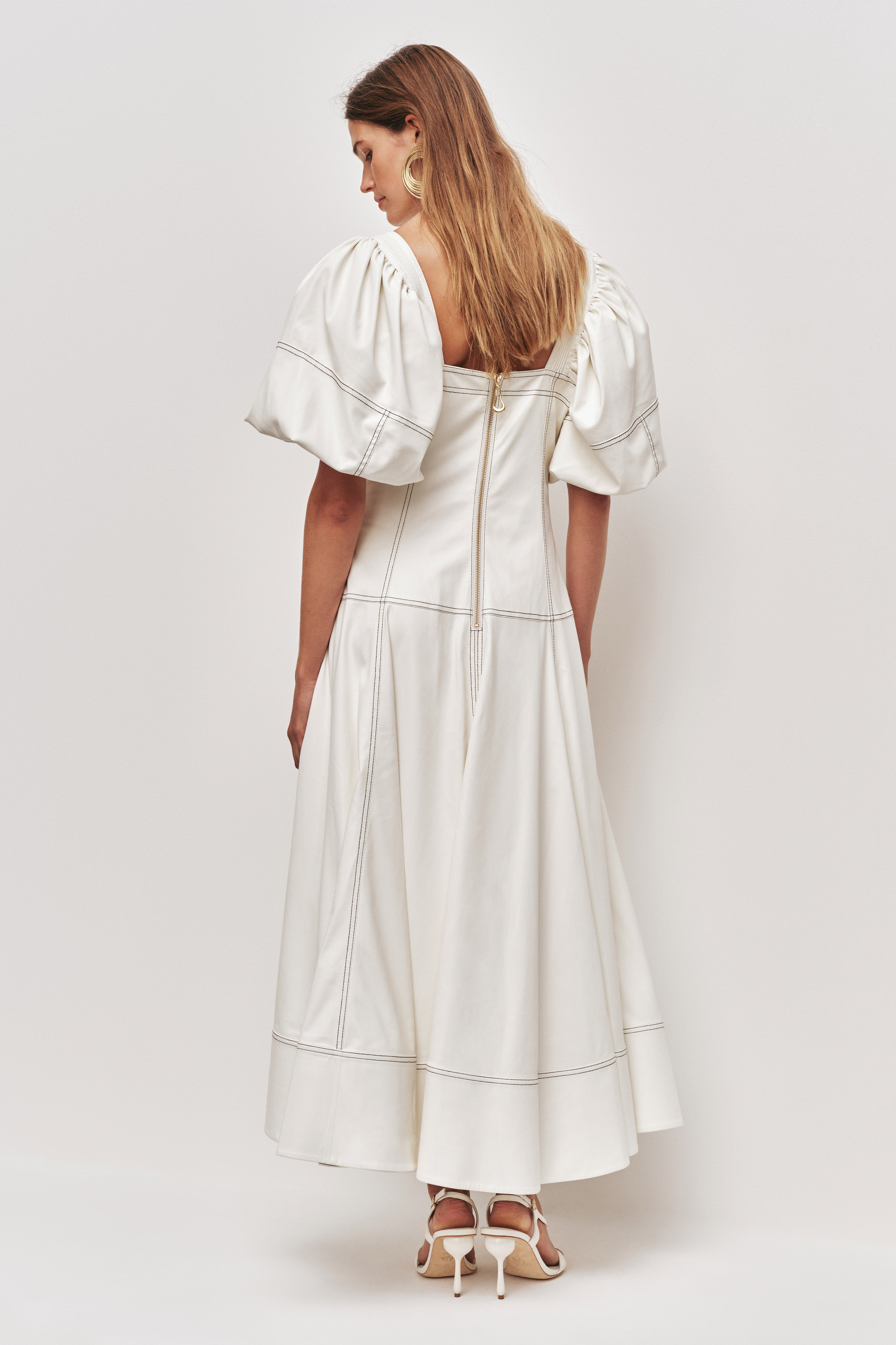 26RE5599_IVRY_7_1759110287