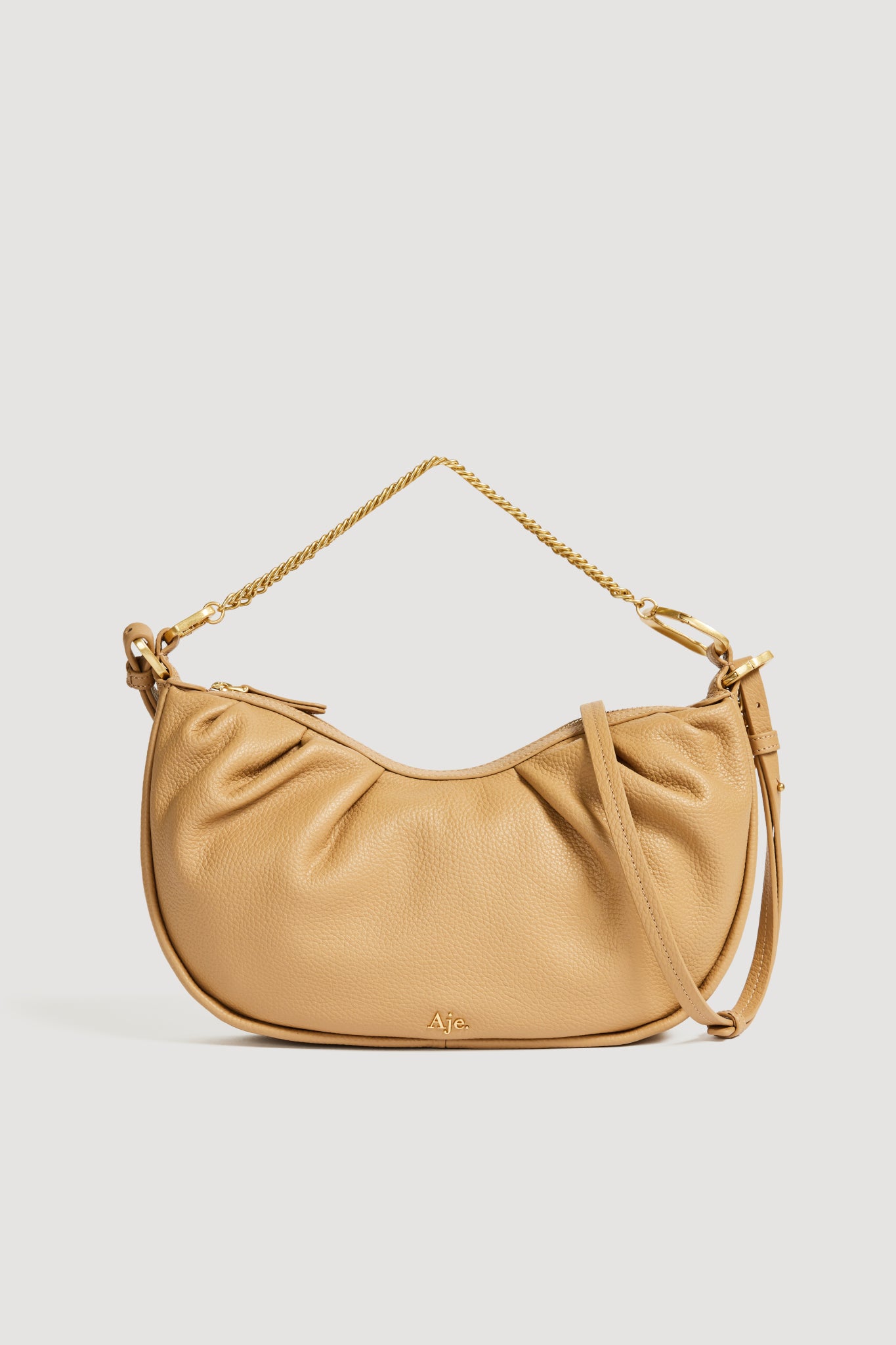 26RE6761_SND-BRN_1_1761285230