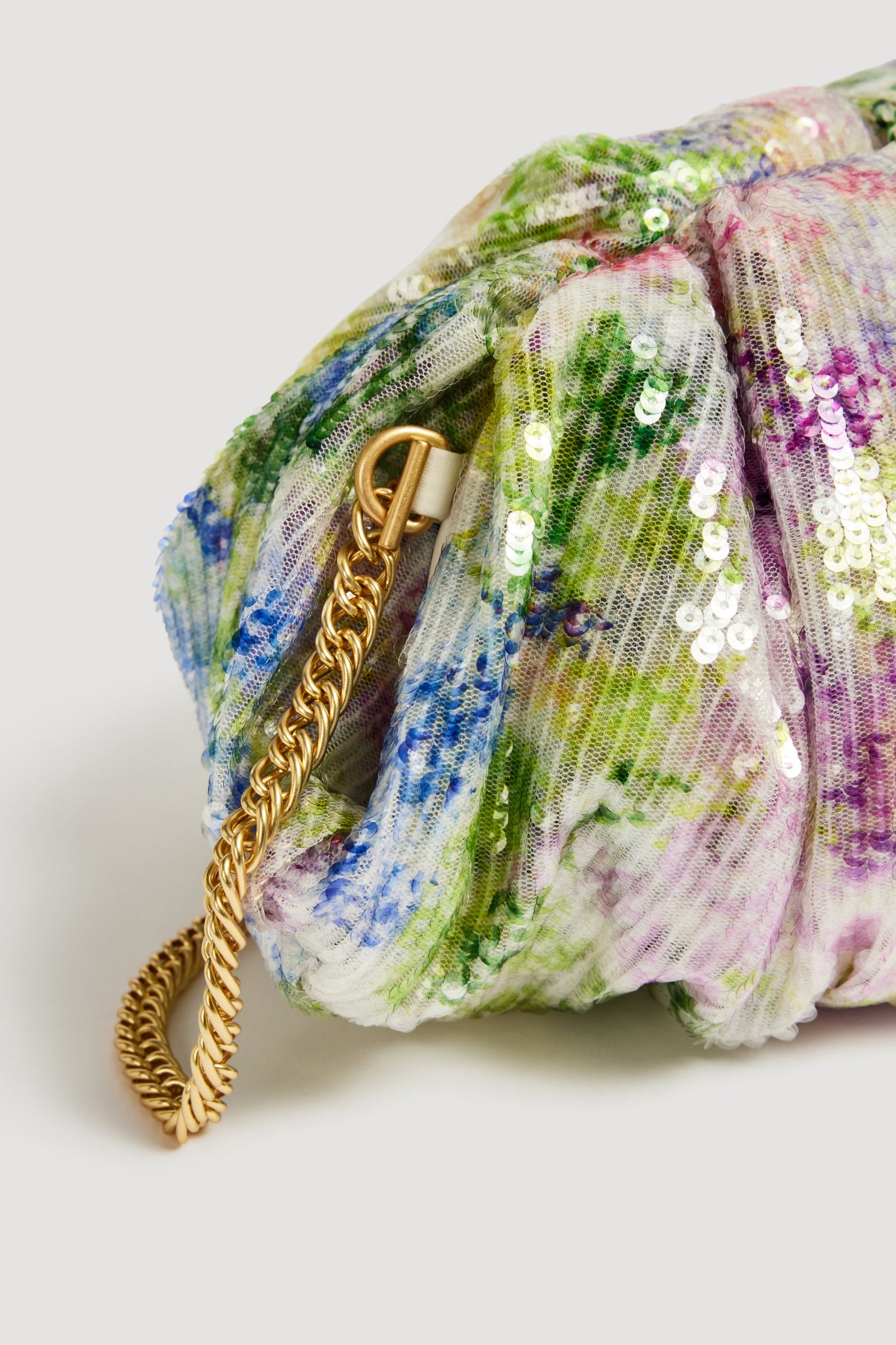 26RE6815_LVDA_5_tipljd_1758789307