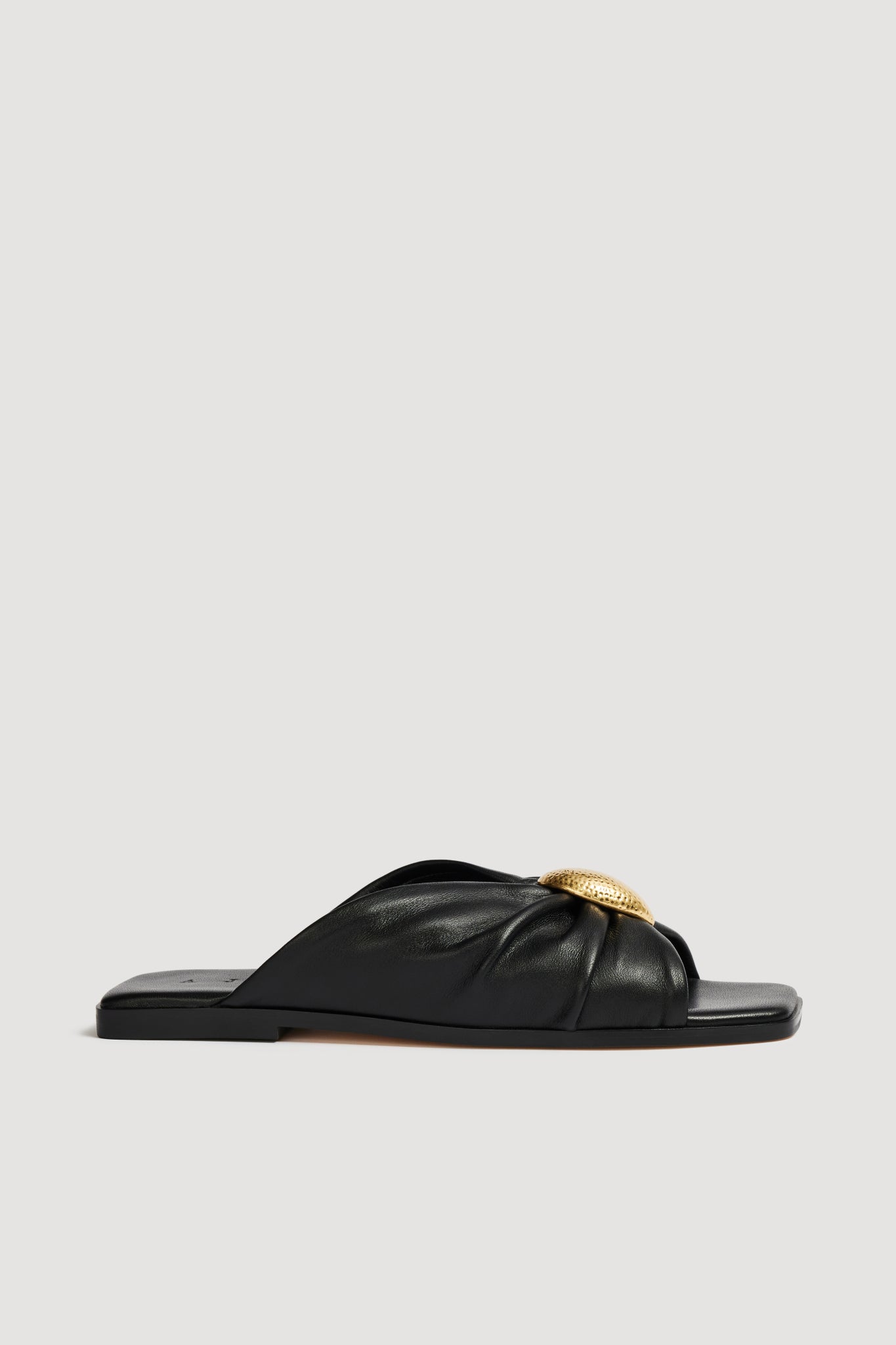 26RE7651_BLK_2_1758716910