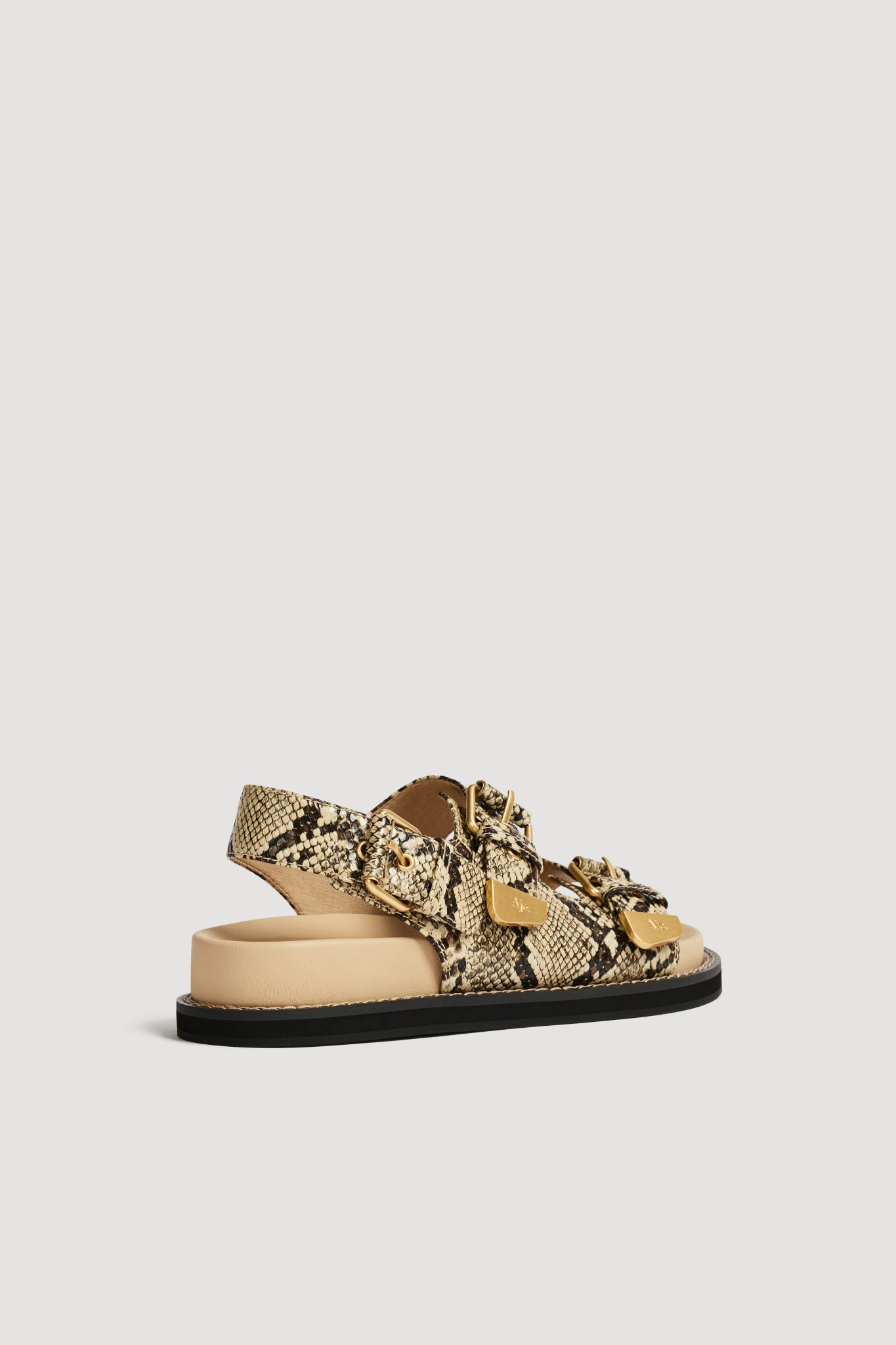 26RE7744_SND_3_1758717097