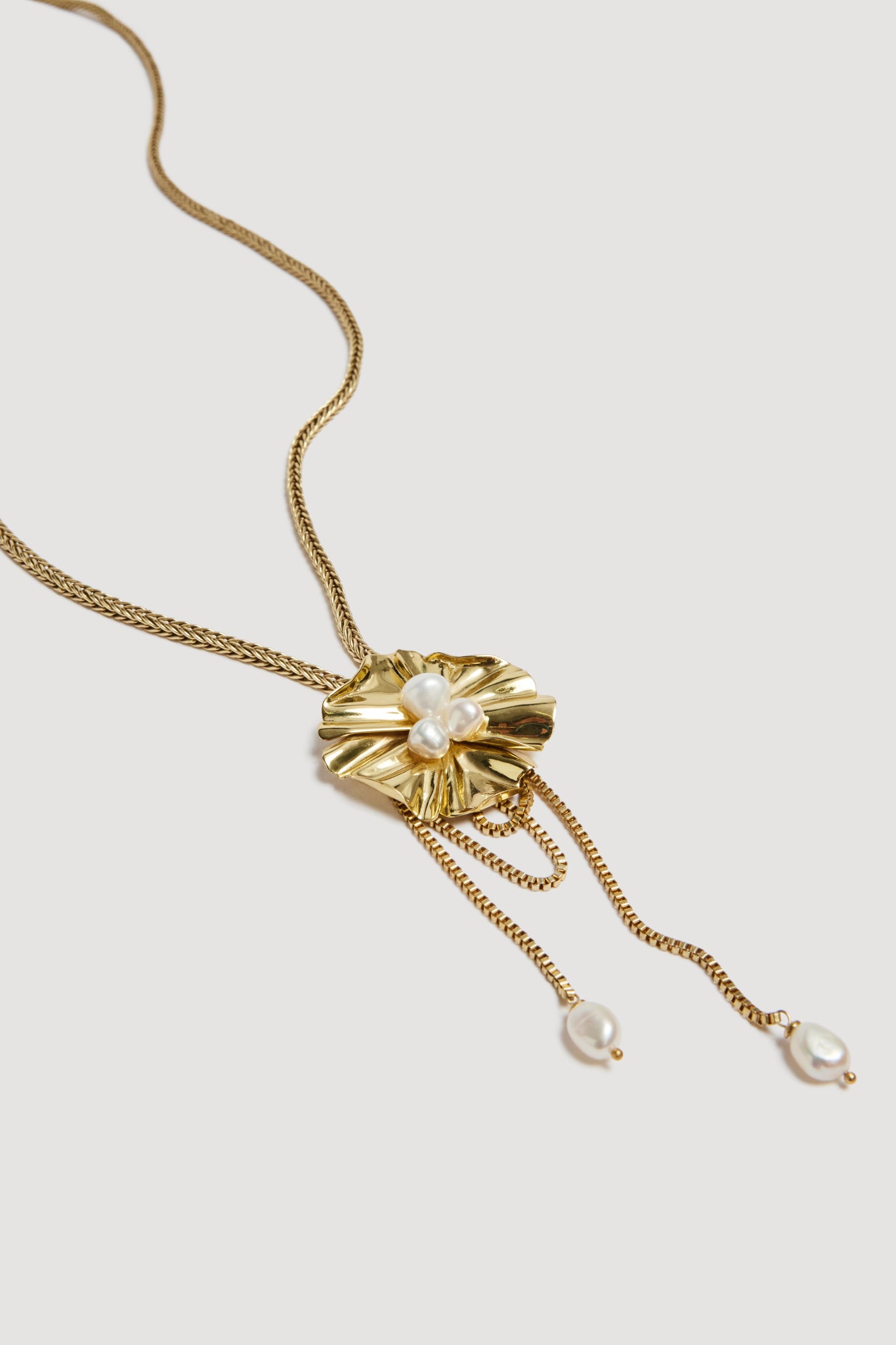 26RE9525_GLD-PRL_4_1758721302