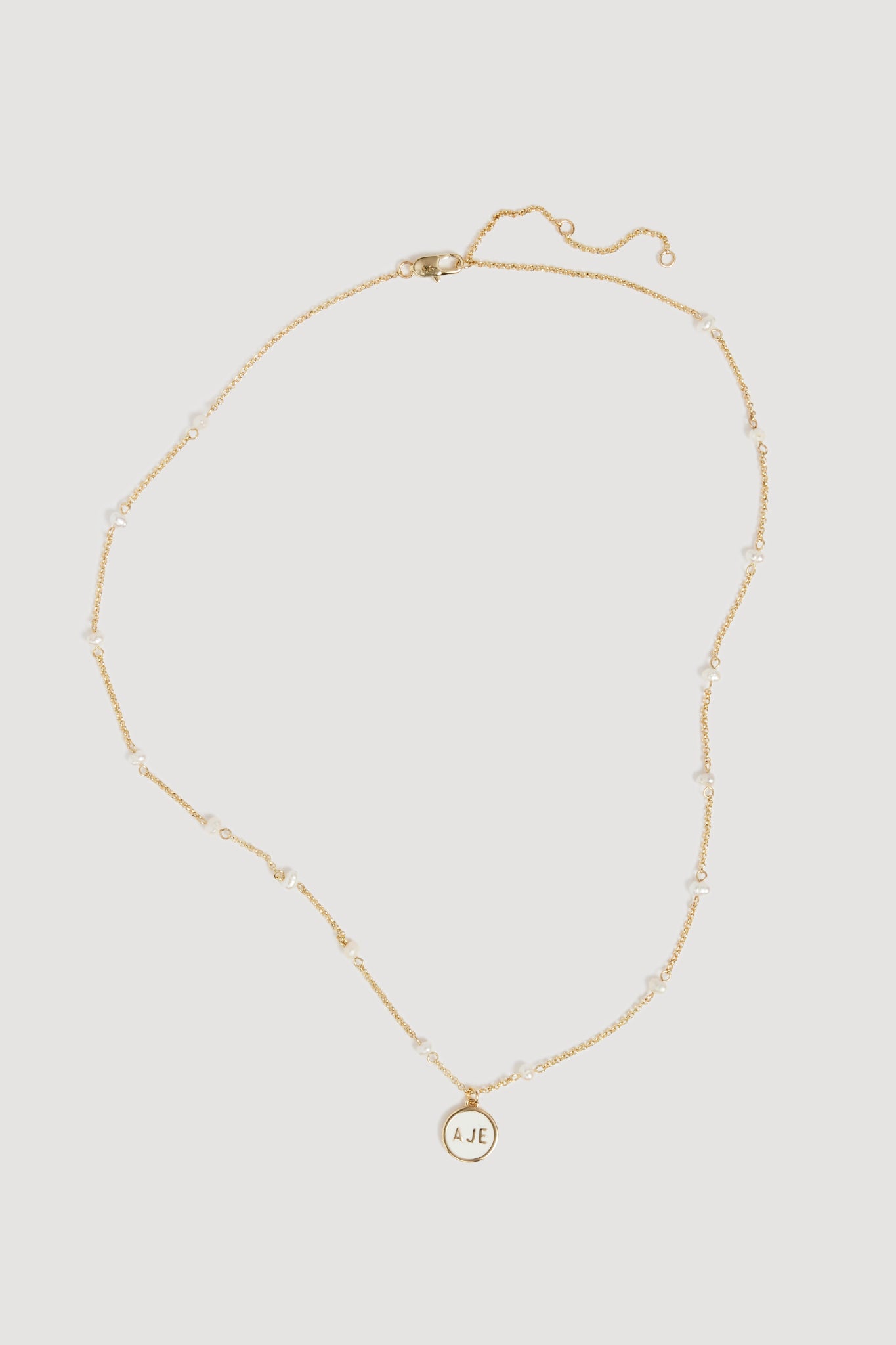 Vista Pearl Necklace