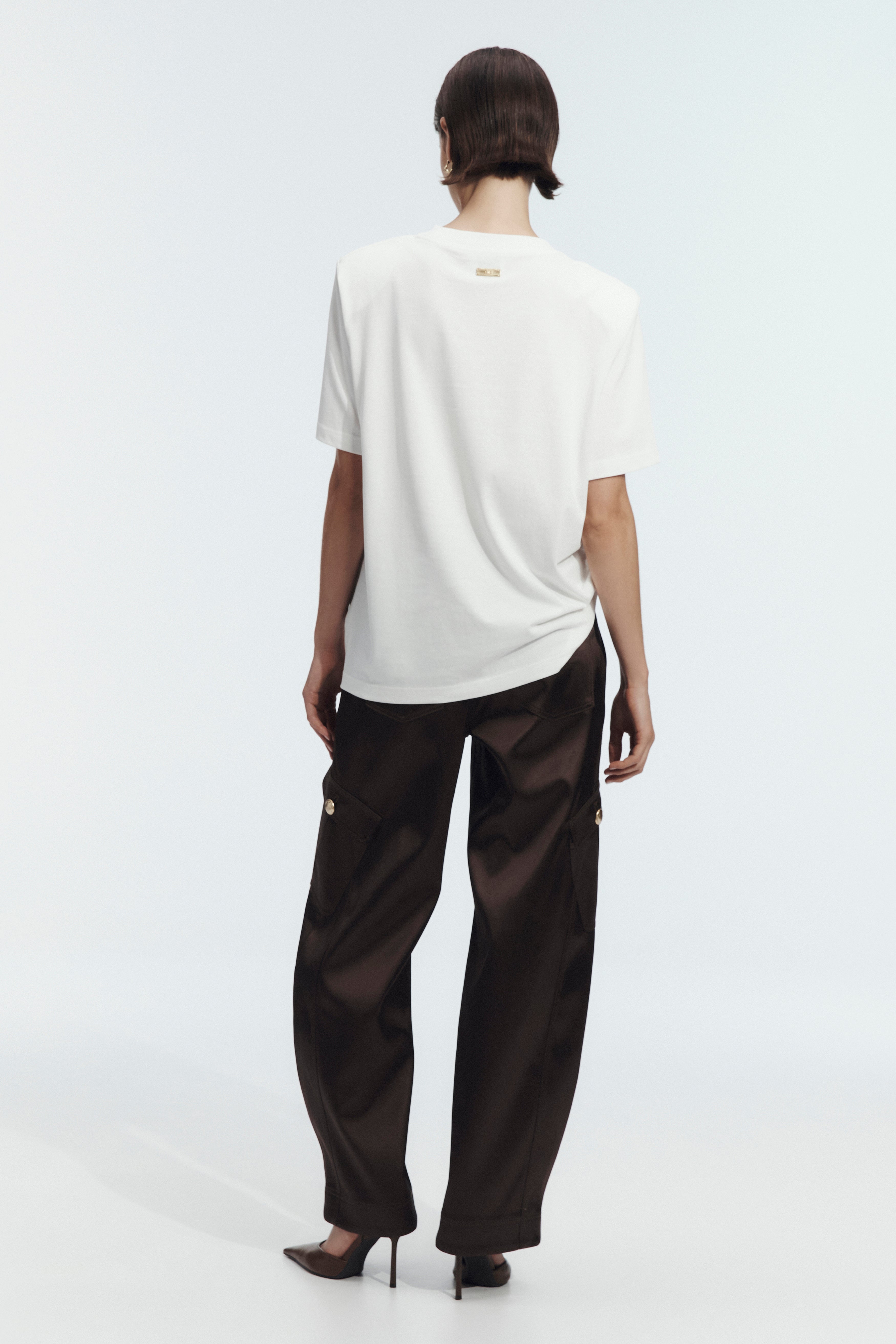 26SS1466_WHT_6_1784258480
