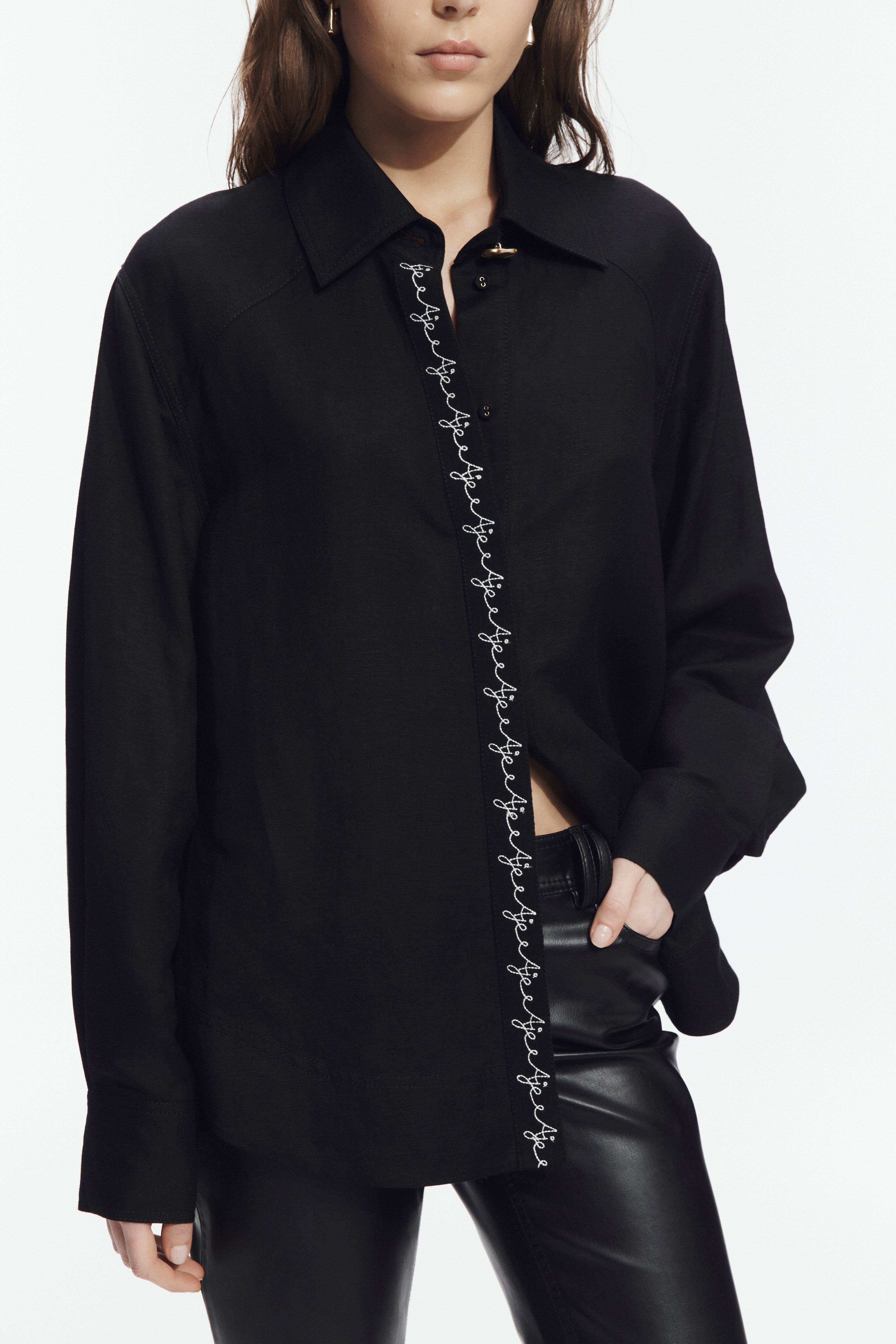 26SS1665_BLK_4_1790656393