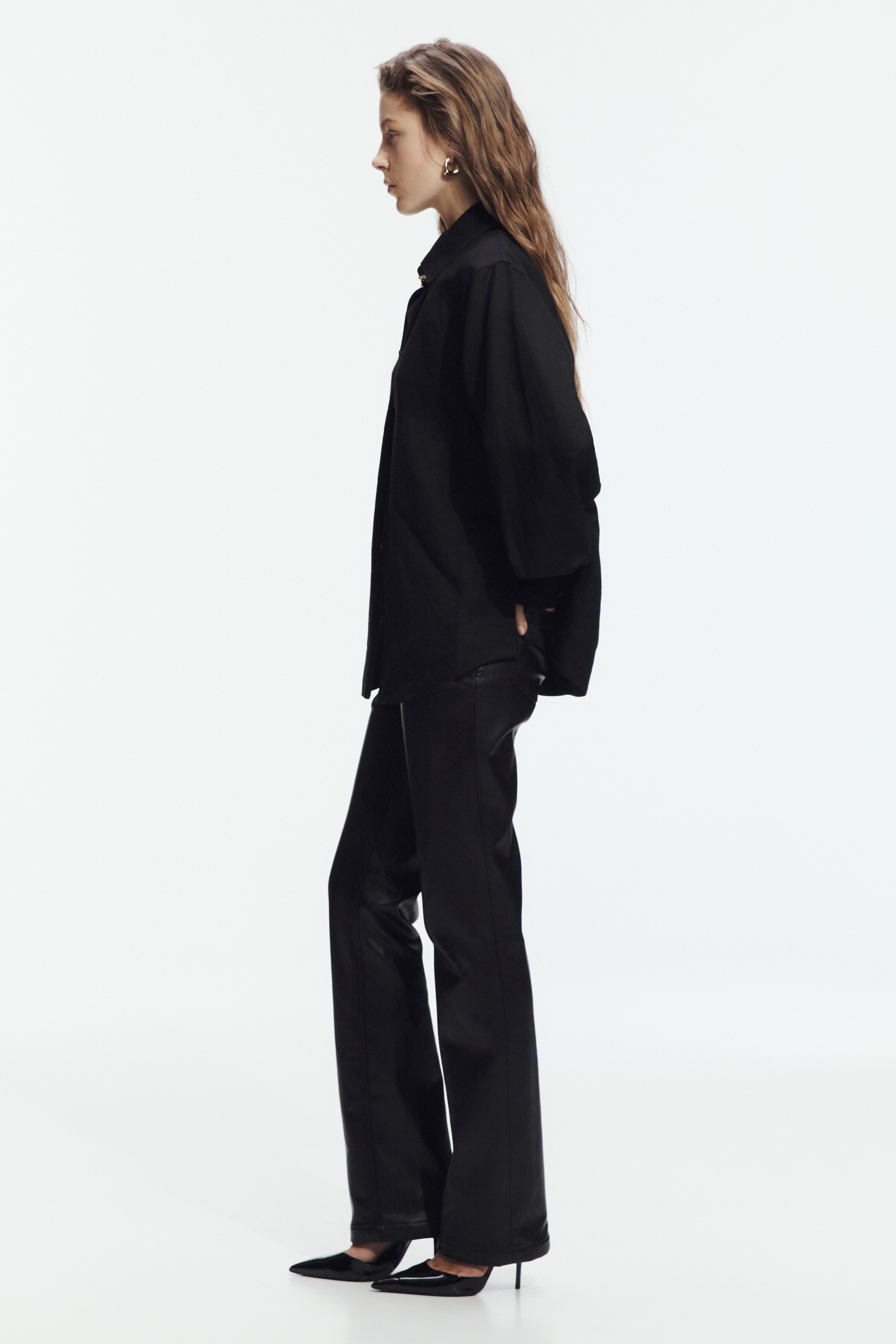 26SS1665_BLK_5_1790656380