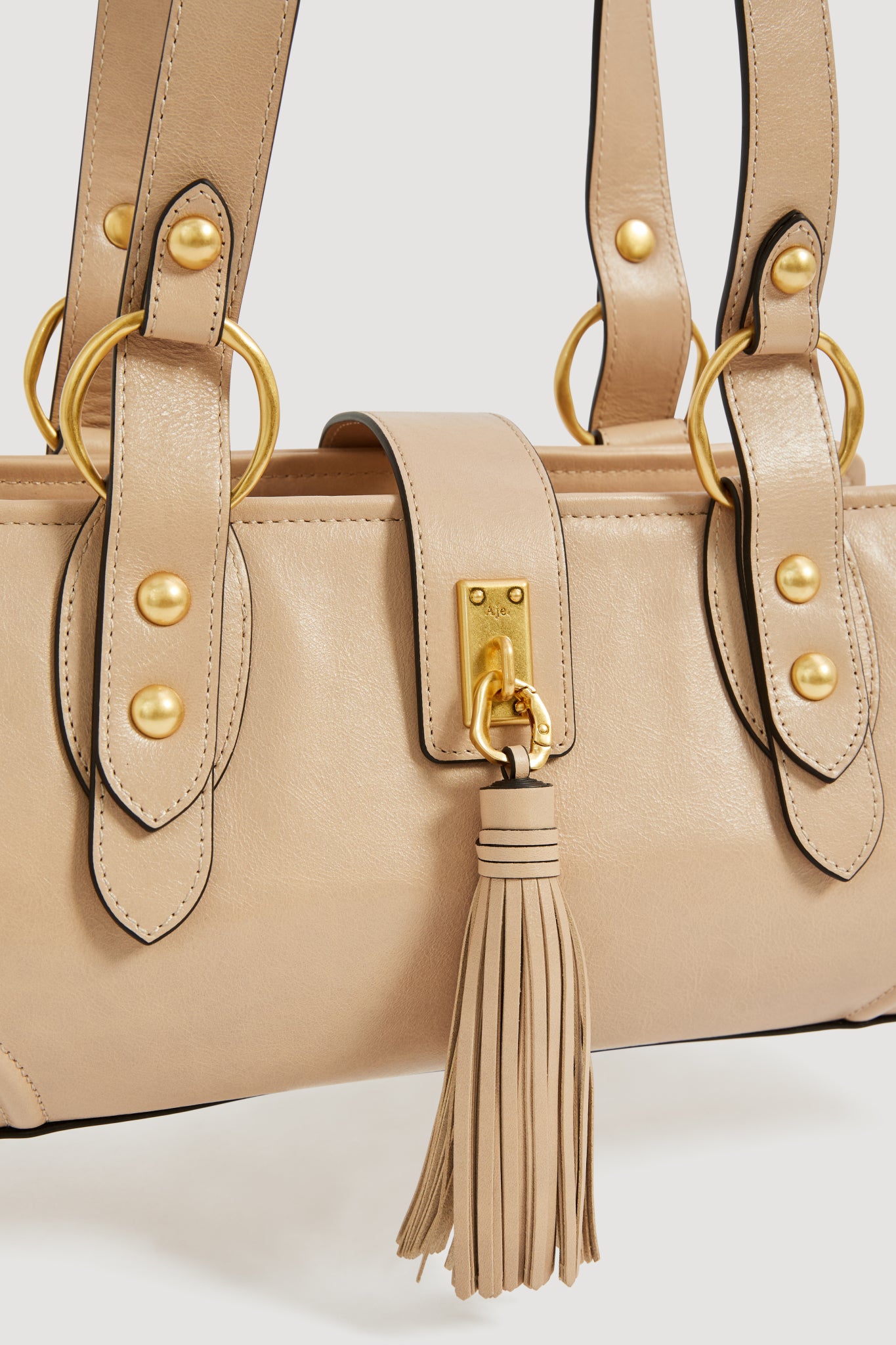 26SS6017_ANTQ-RSE_2_1782686587