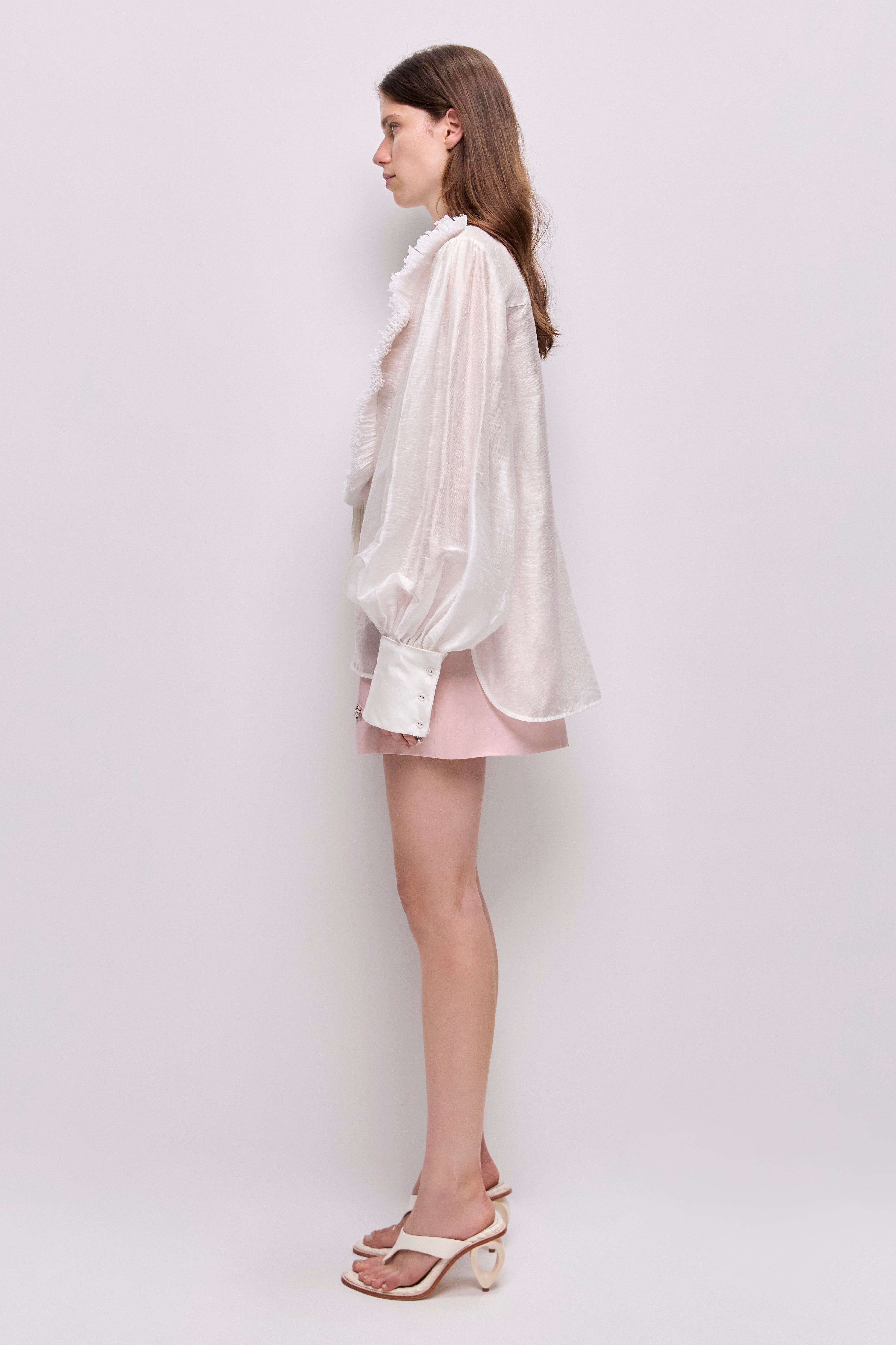 26SU1127_IVRY_6_1773881675