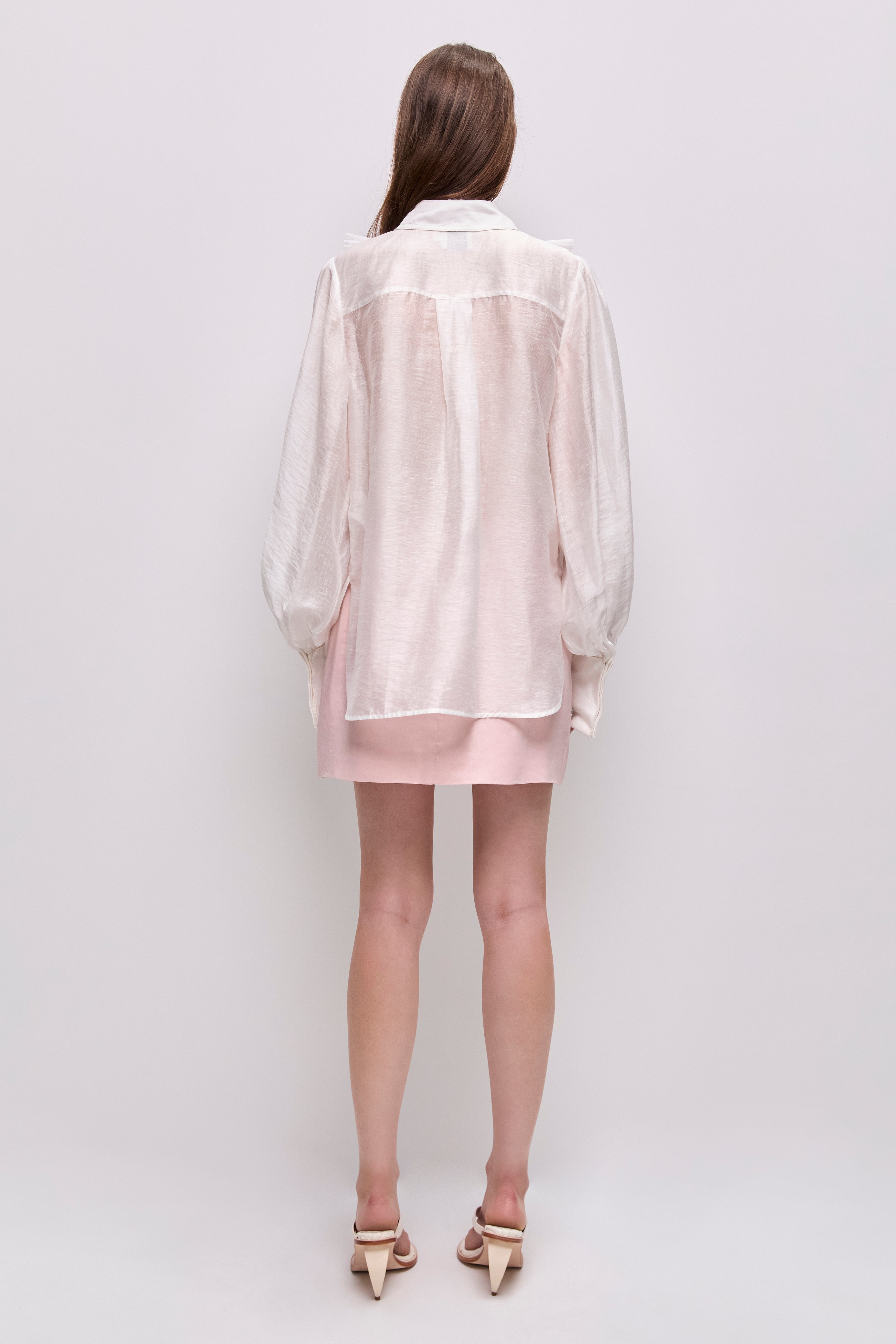 26SU1127_IVRY_7_1773881674