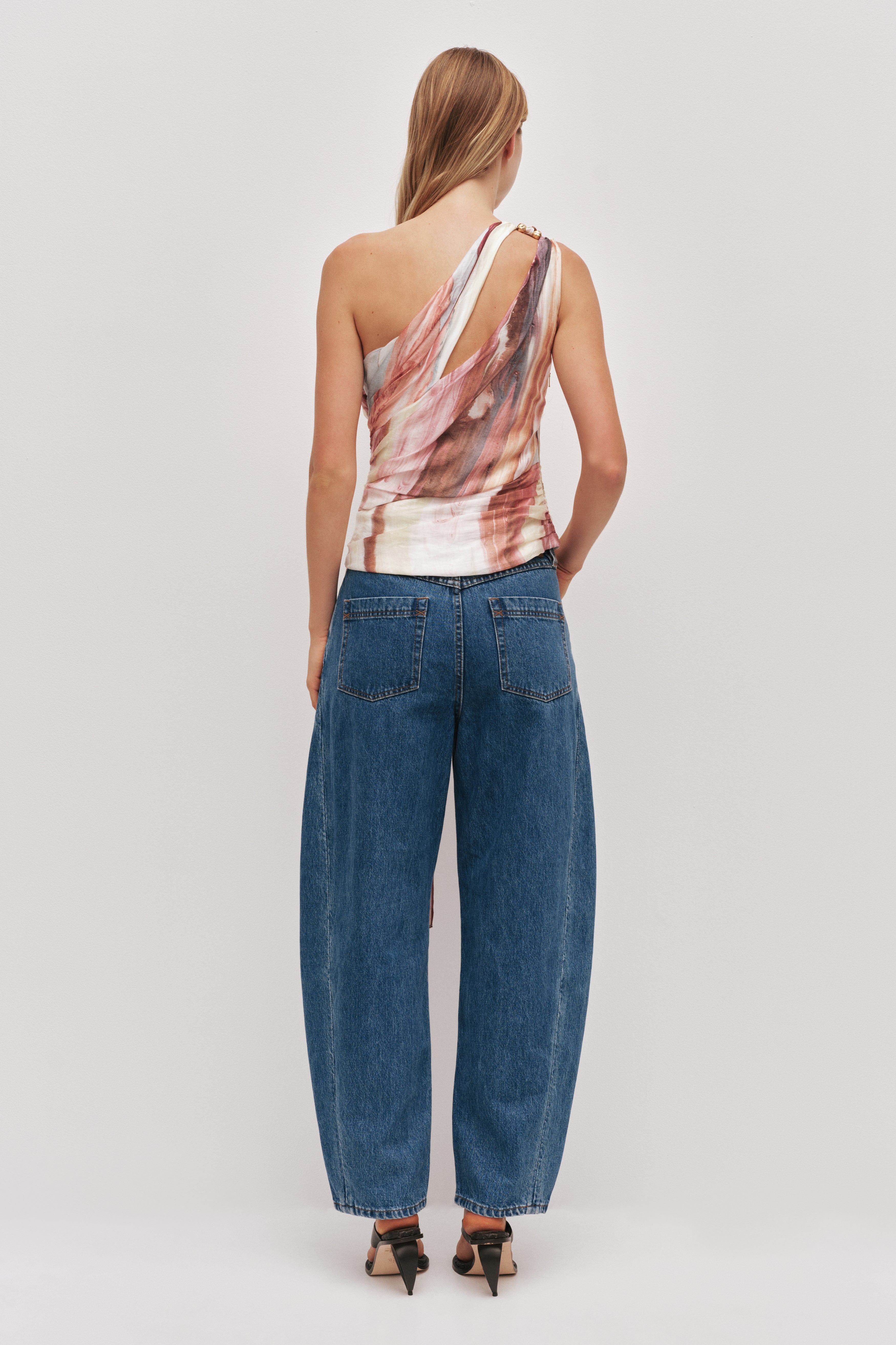 Capture One Shoulder Top