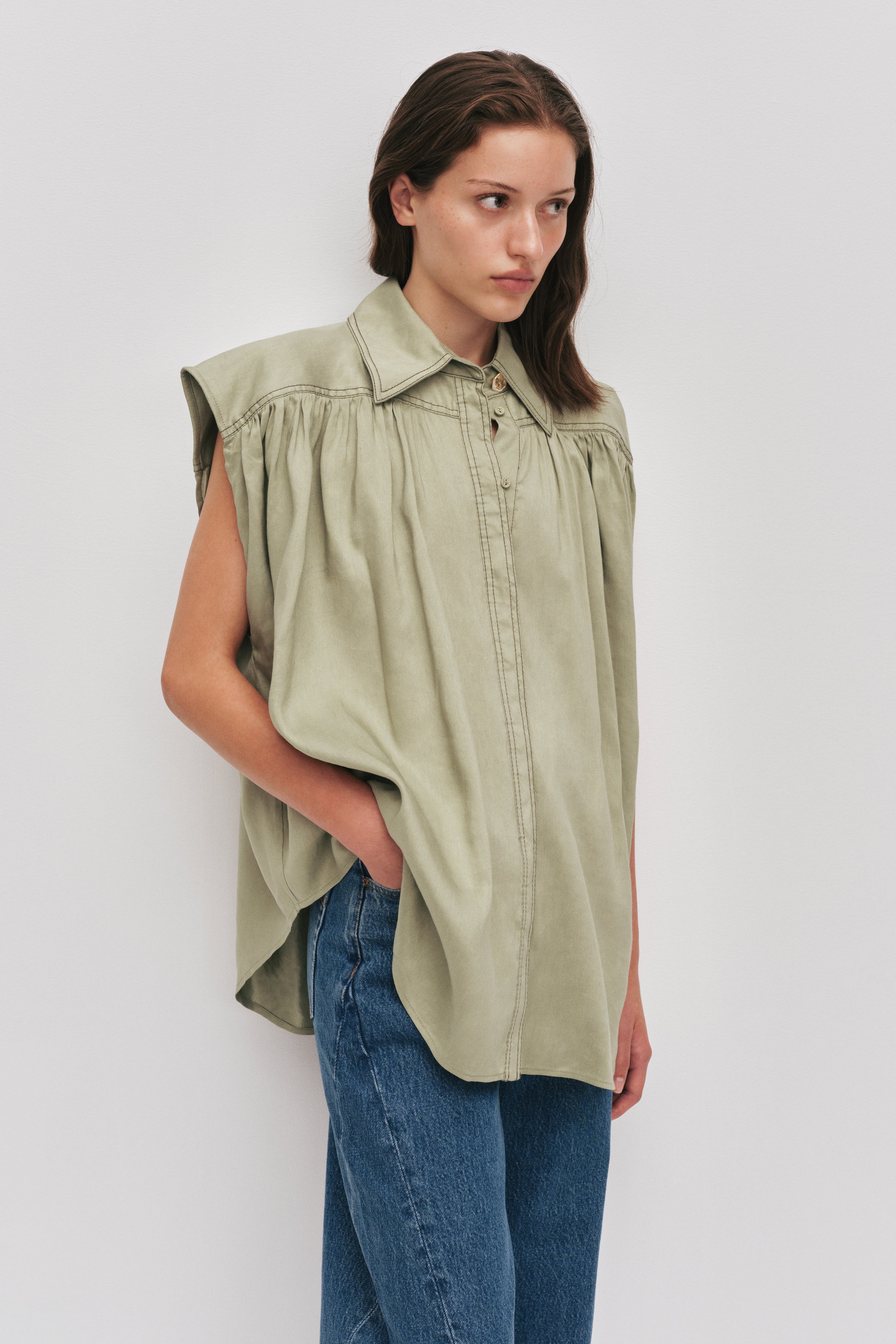 26SU1481_MOSS_3_1770596301