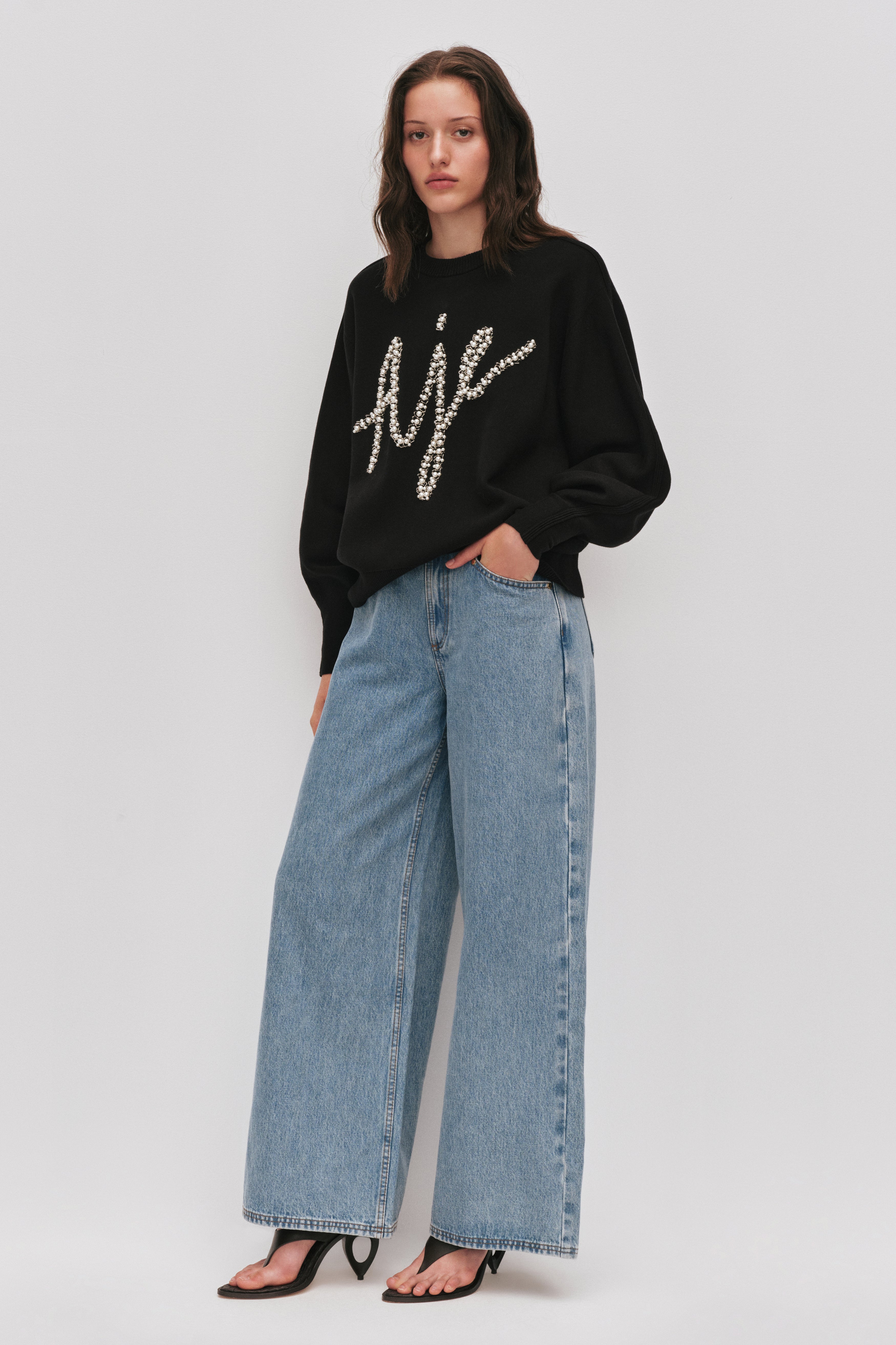 26SU1494_BLK_1_1770596450