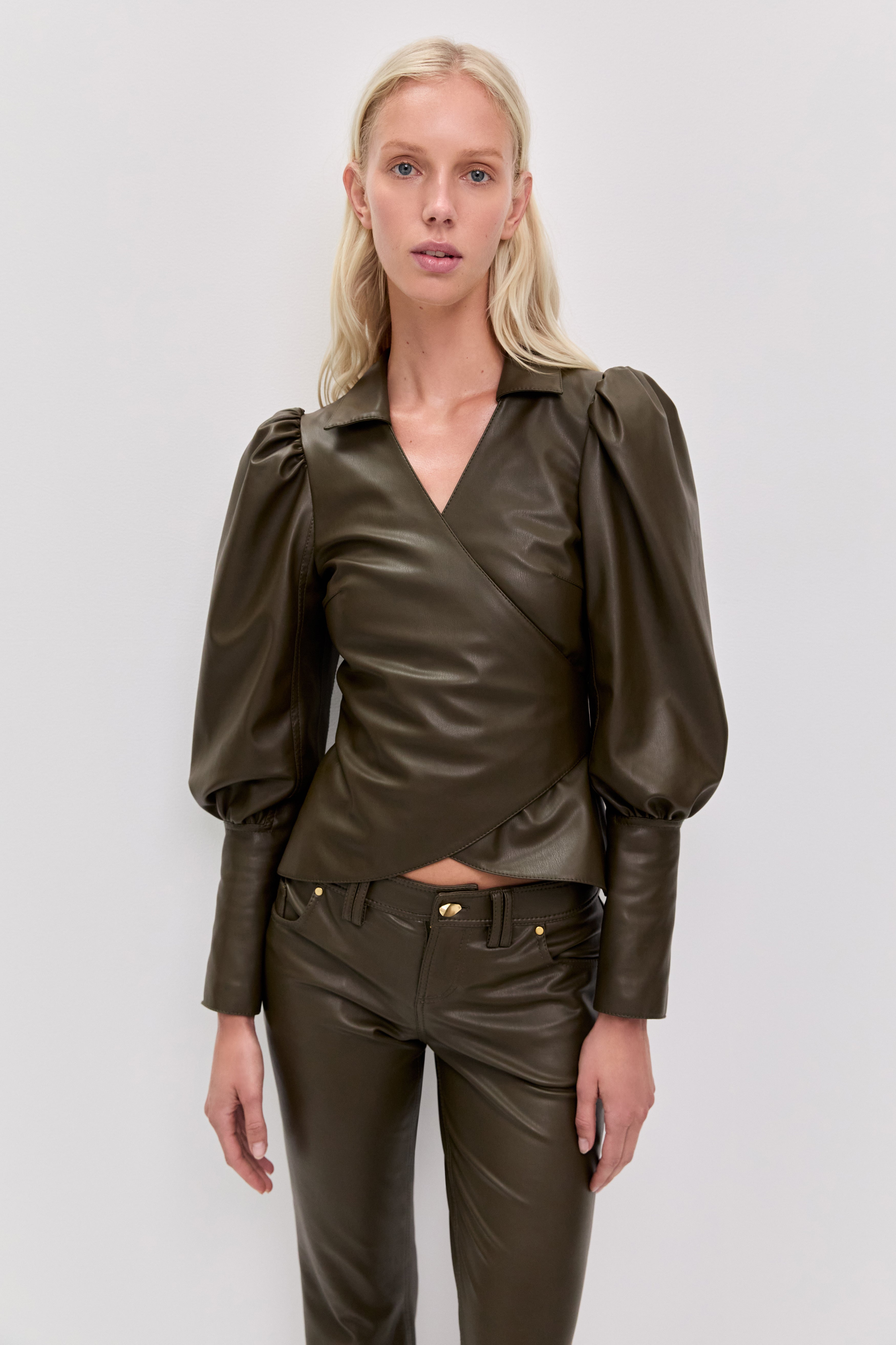 26SU1498_KHA_3_1771468343