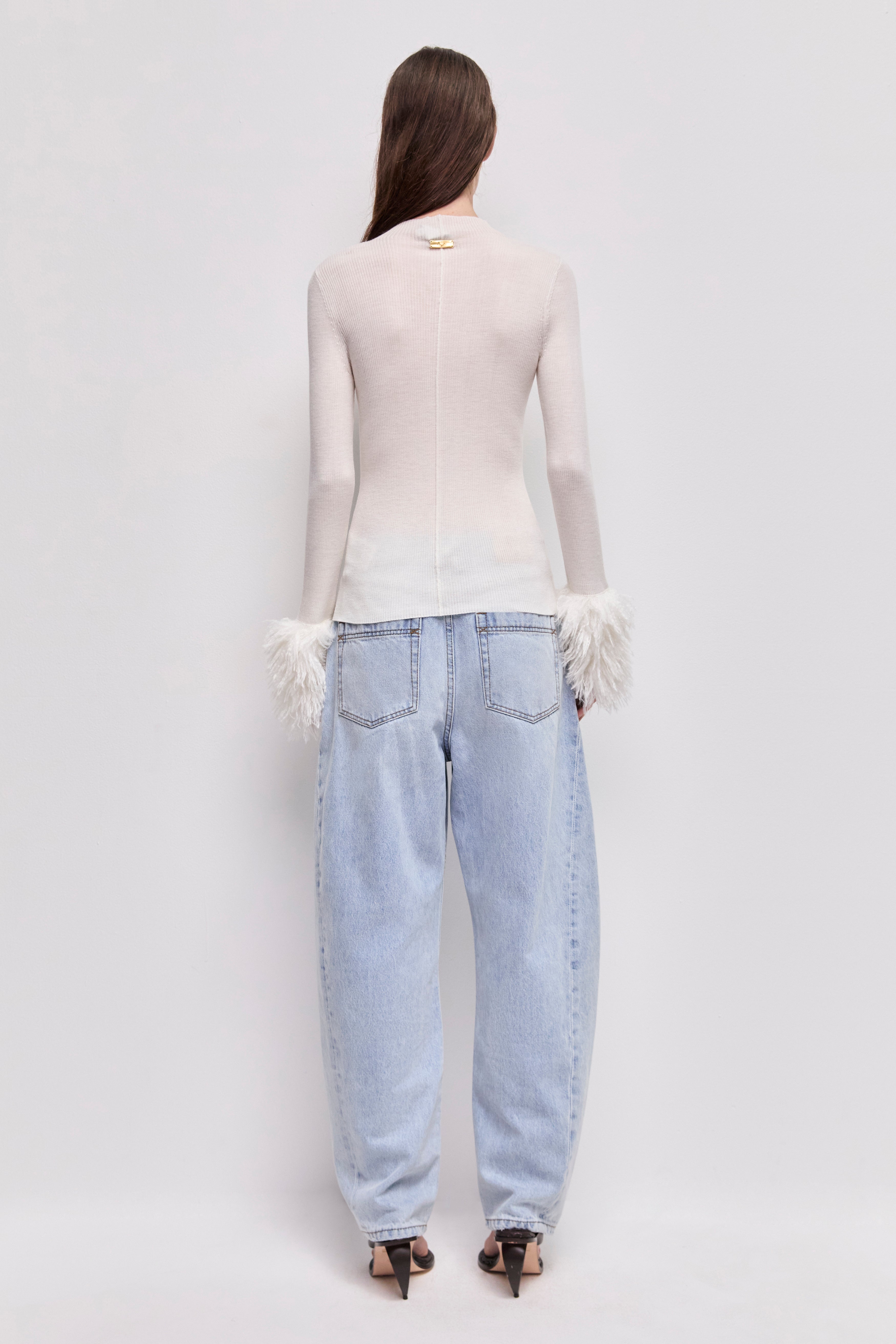 26SU1514_IVRY_6_1772153205