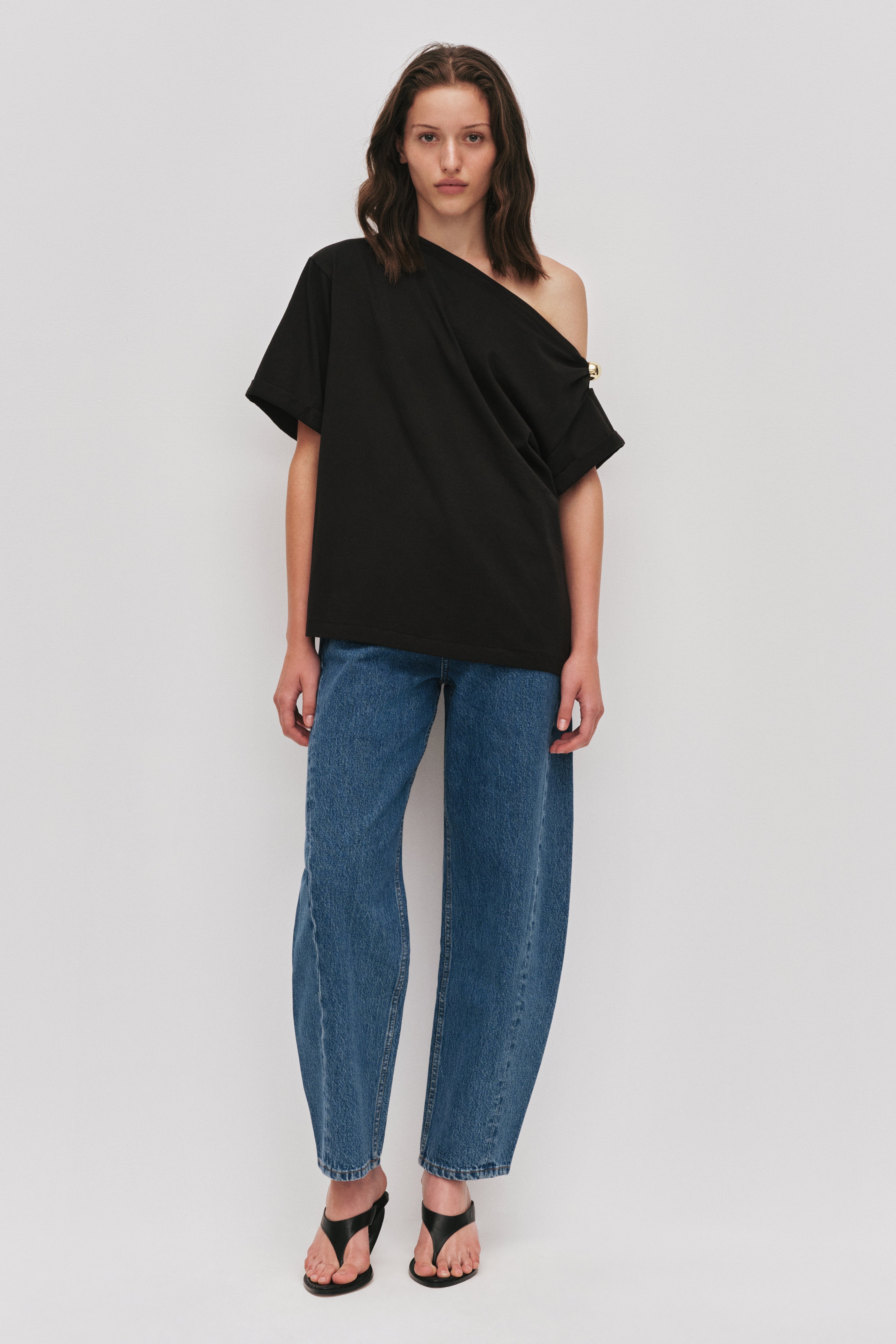 26SU1517_BLK_1_1770597227