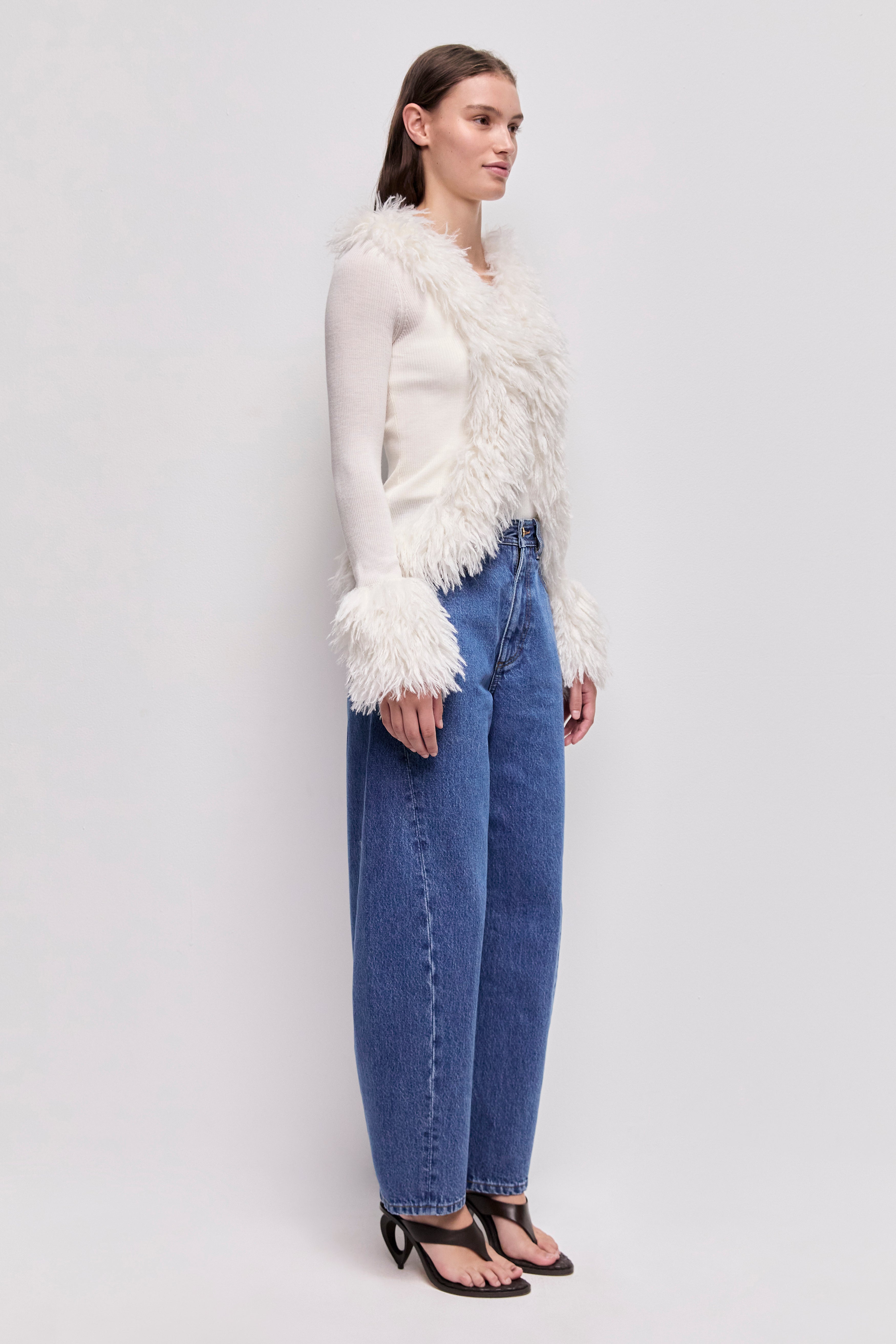 26SU2085_IVRY_5_1772493971