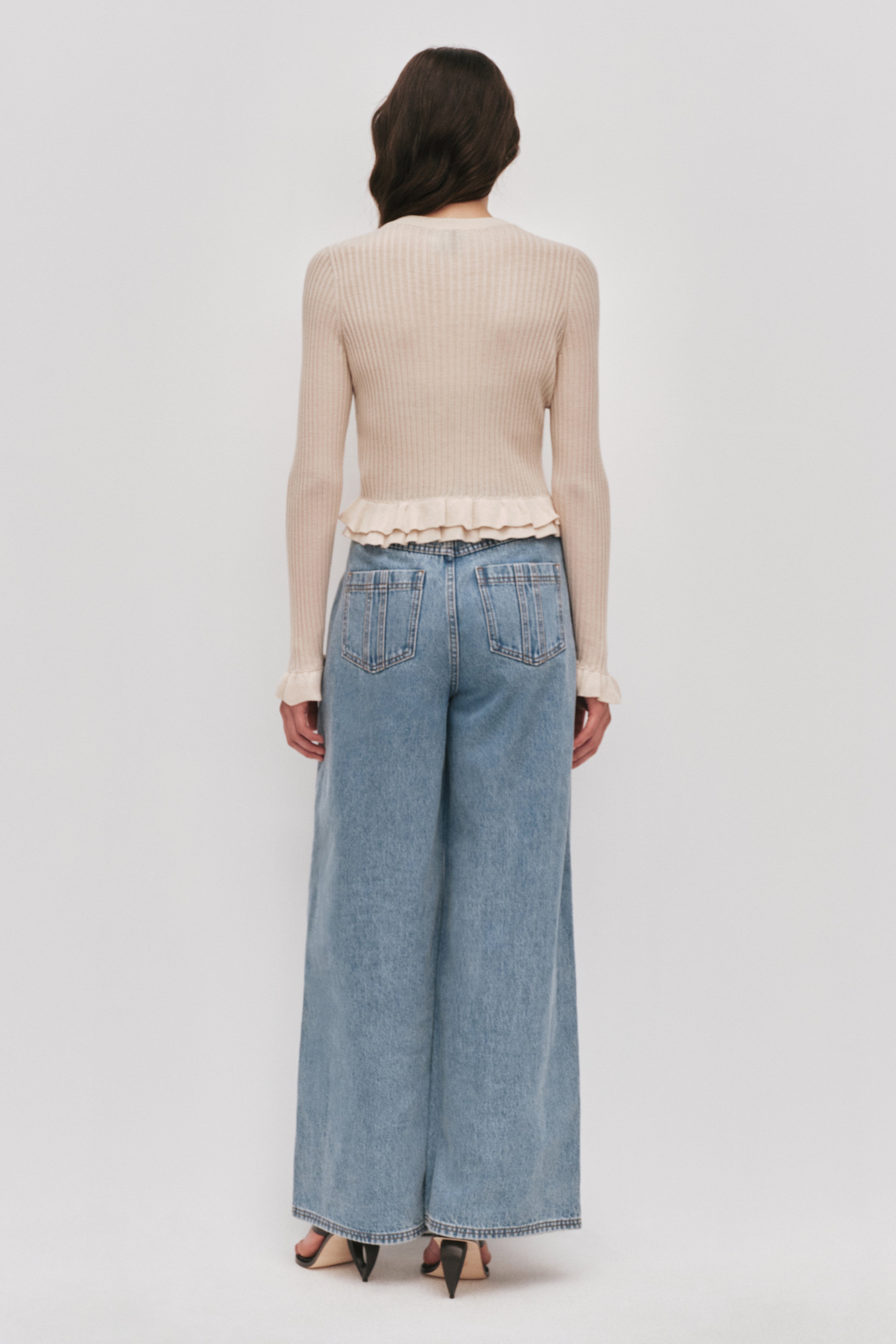 26SU2125_SNDSTN_7_1770703351